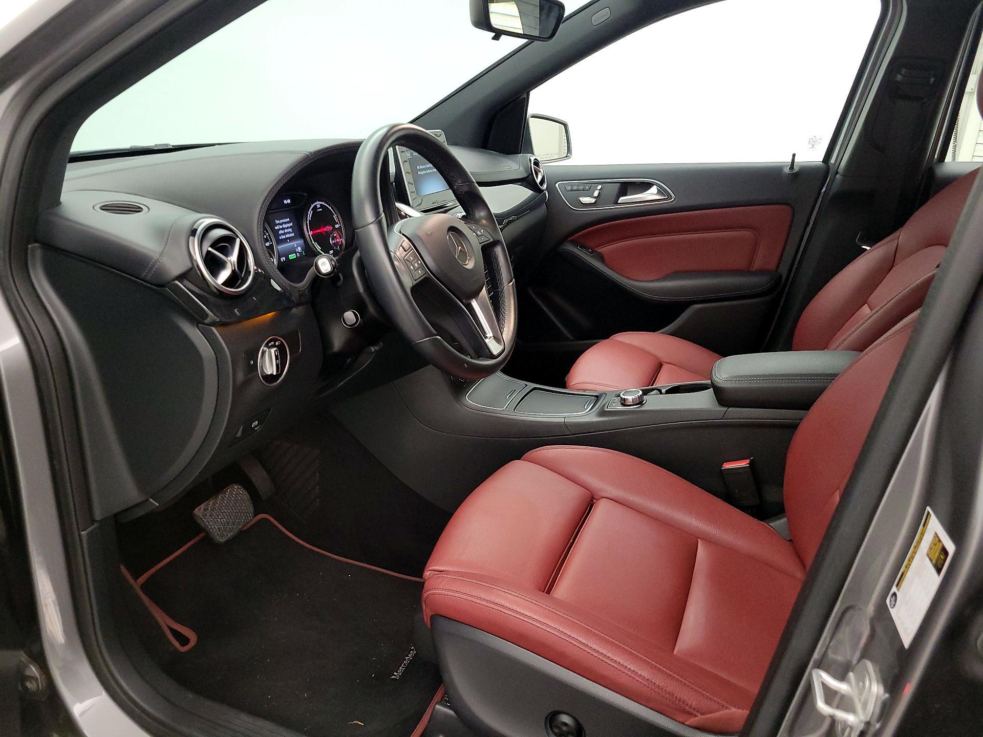 Thumbnail: 2016 Mercedes-Benz B-Class - 11