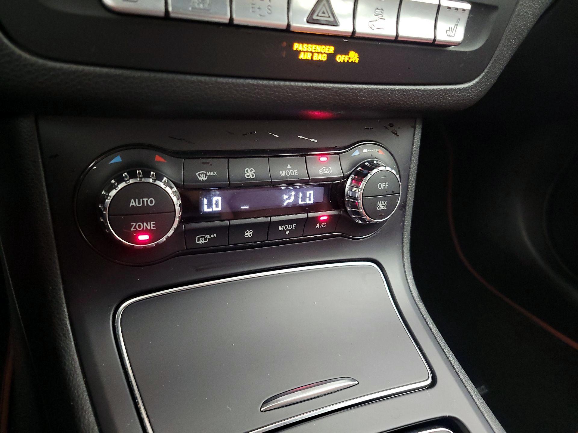 Thumbnail: 2016 Mercedes-Benz B-Class - 17