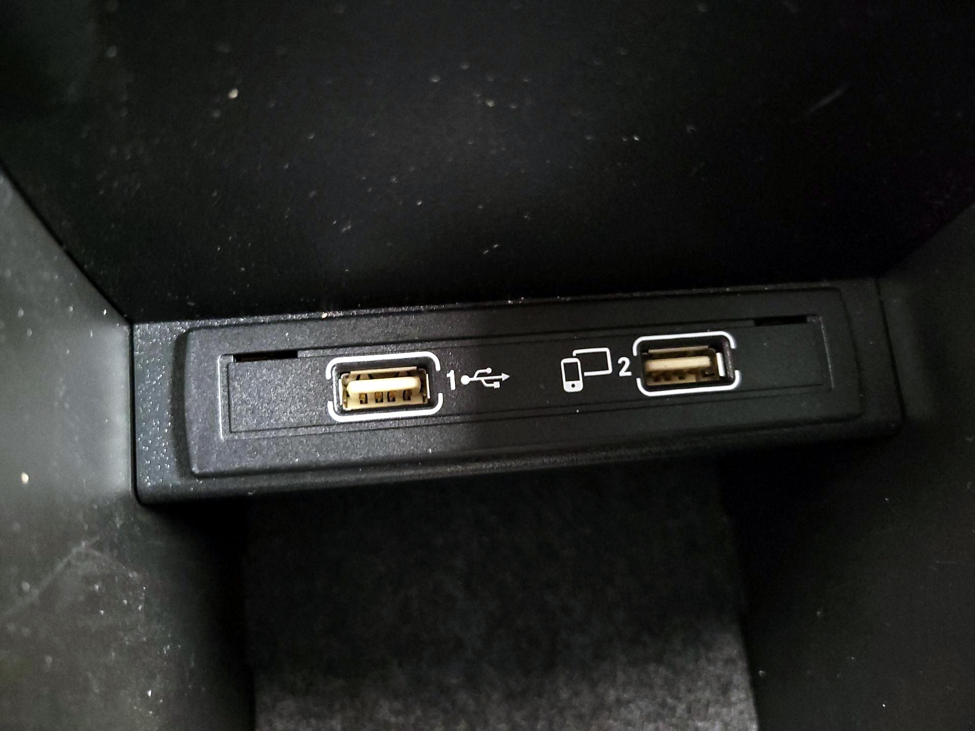 Thumbnail: 2016 Mercedes-Benz B-Class - 19