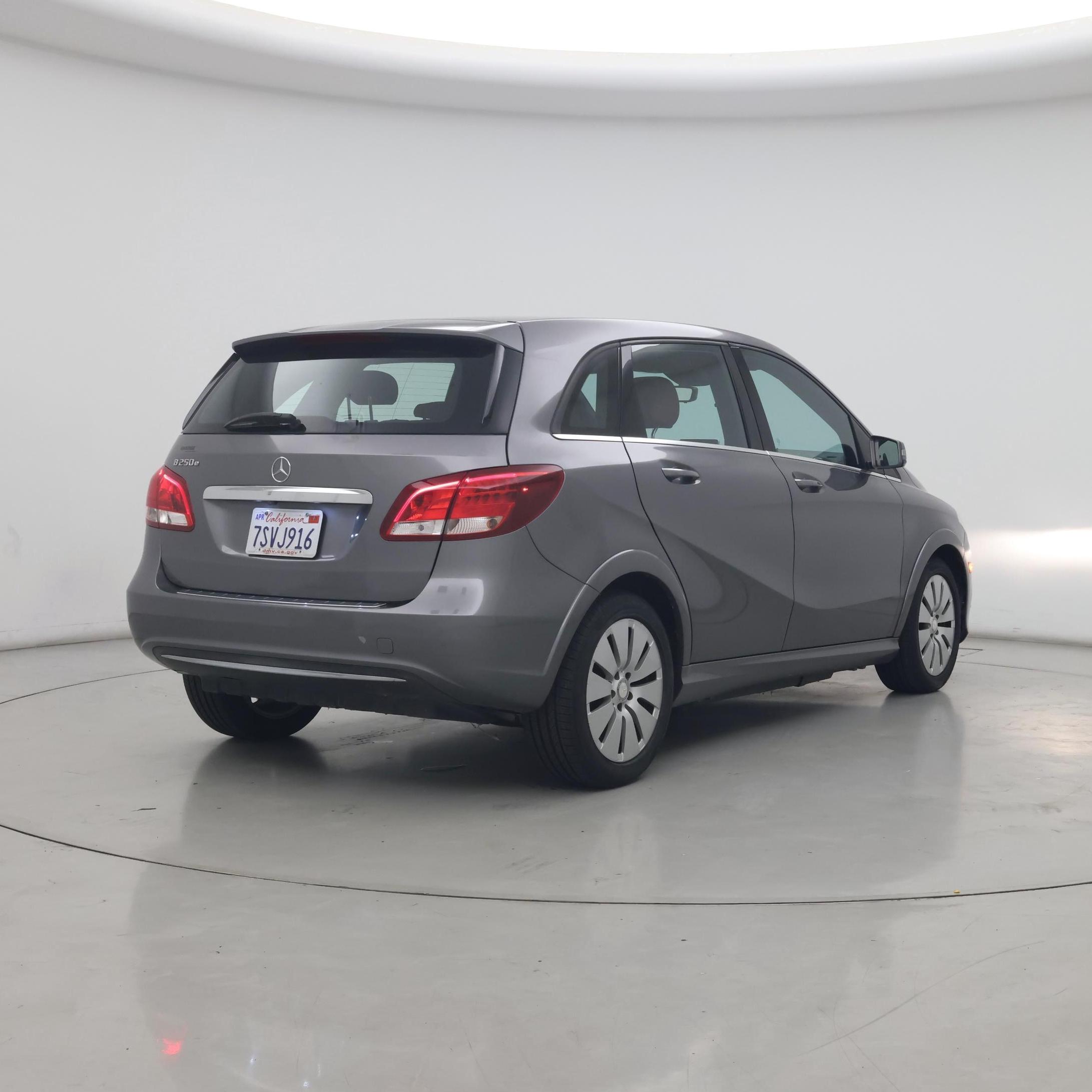 Thumbnail: 2016 Mercedes-Benz B-Class - 8