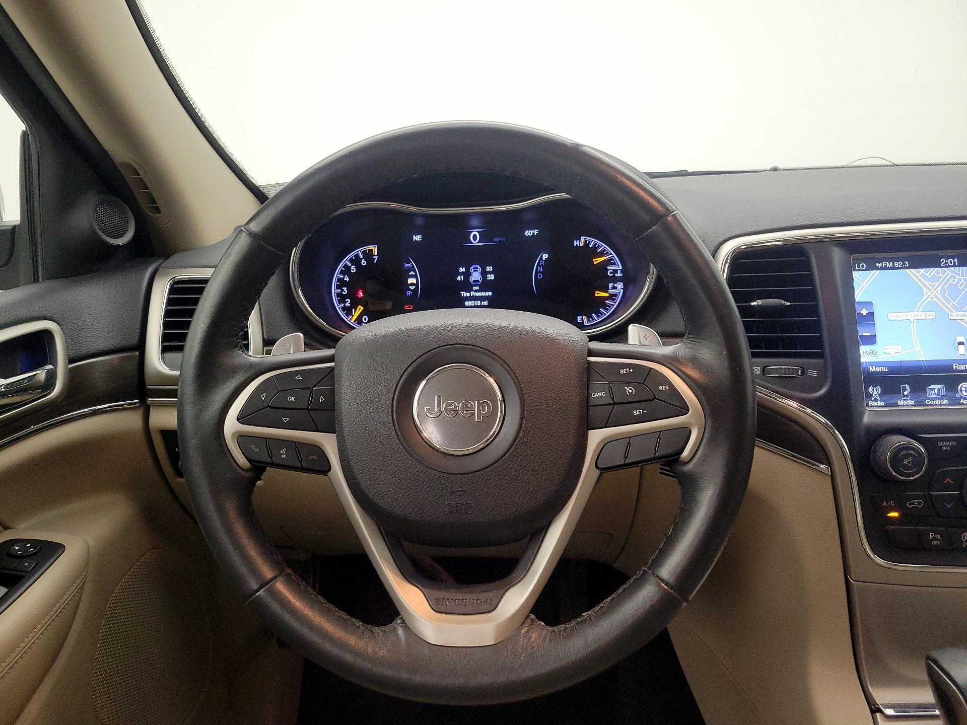 Thumbnail: 2017 Jeep Grand Cherokee - 10