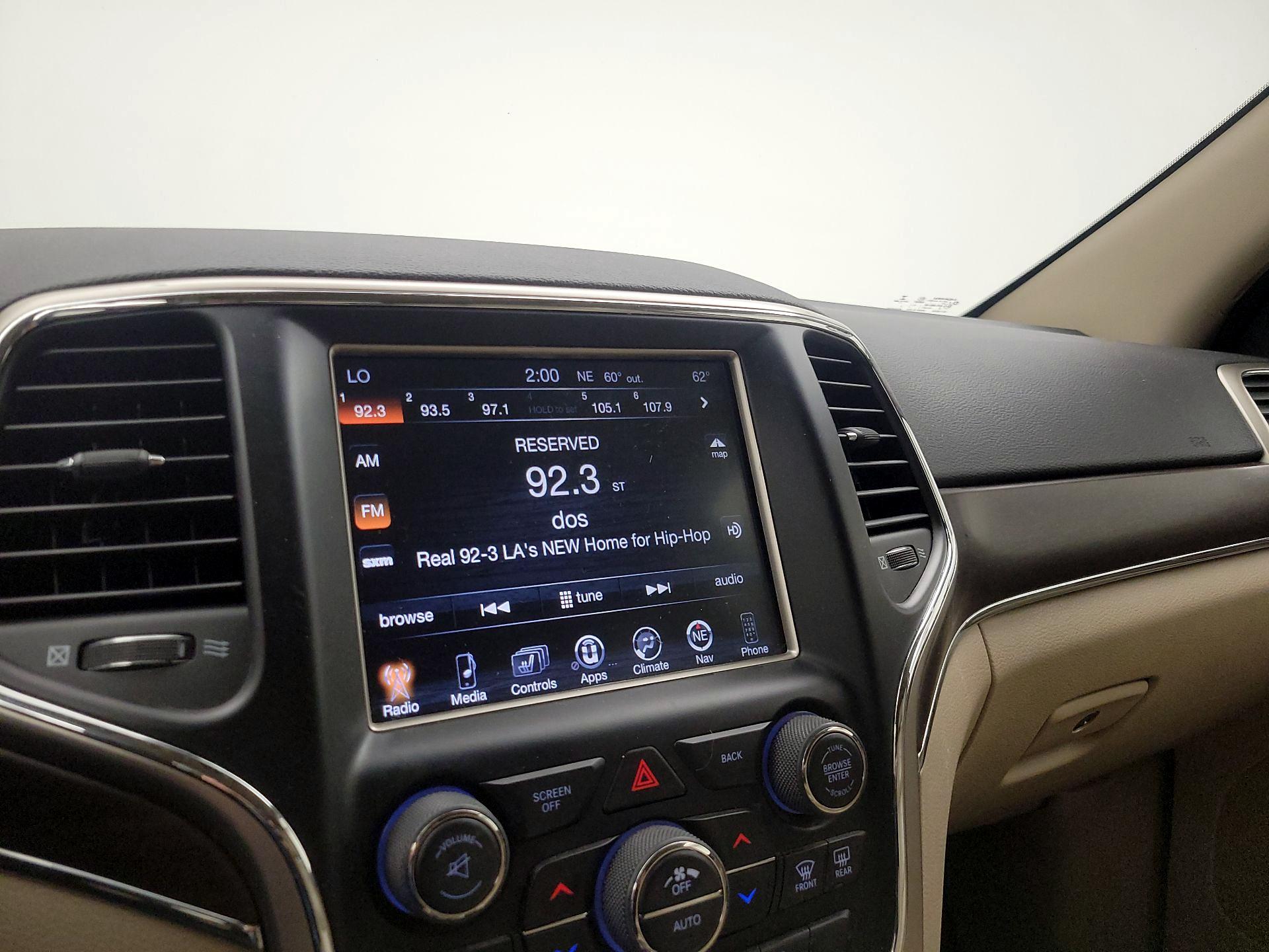 Thumbnail: 2017 Jeep Grand Cherokee - 16