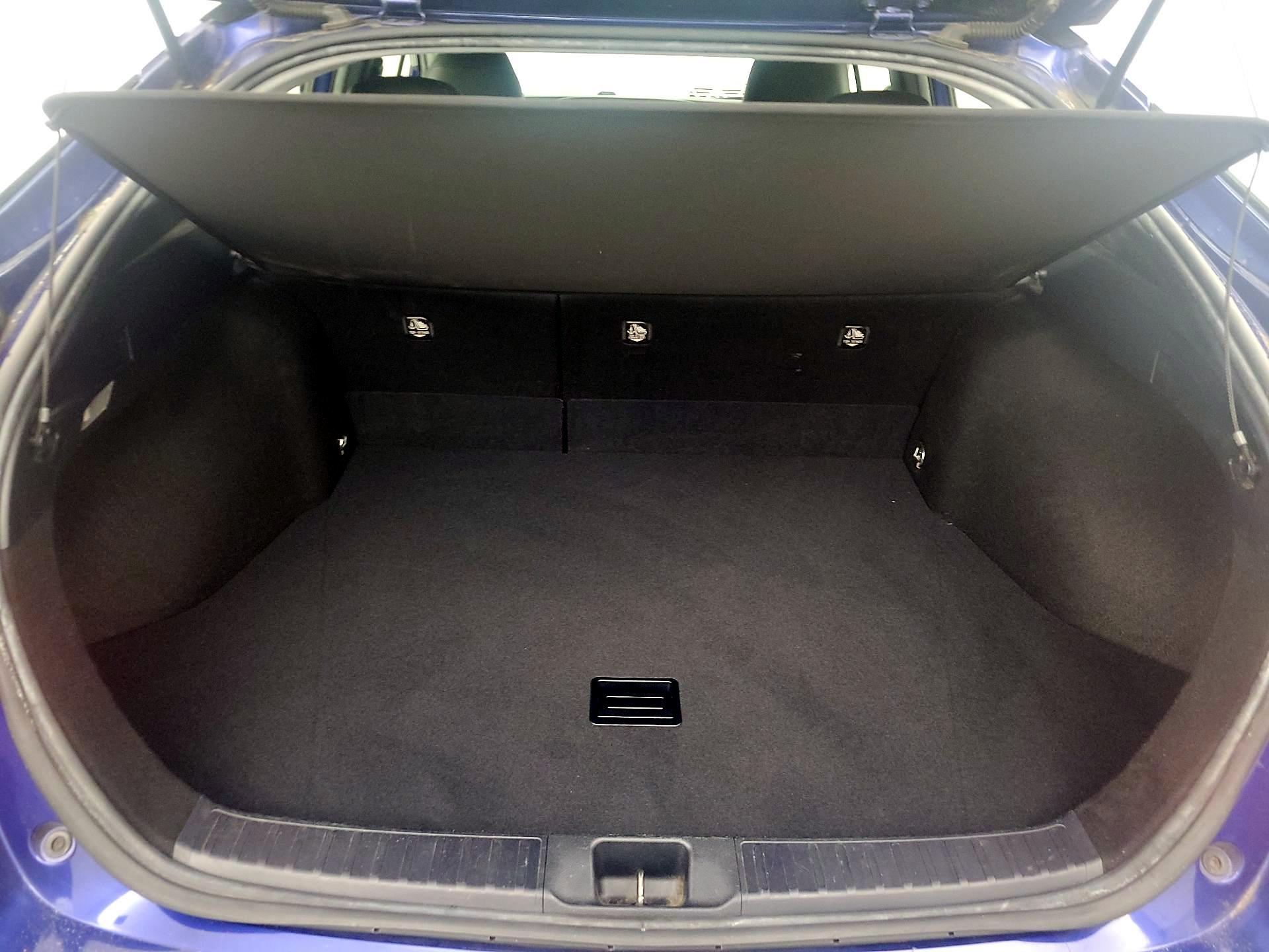 Thumbnail: 2016 Toyota Prius - 20