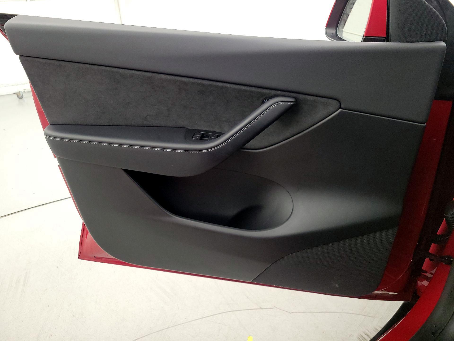 Thumbnail: 2022 Tesla Model Y - 12