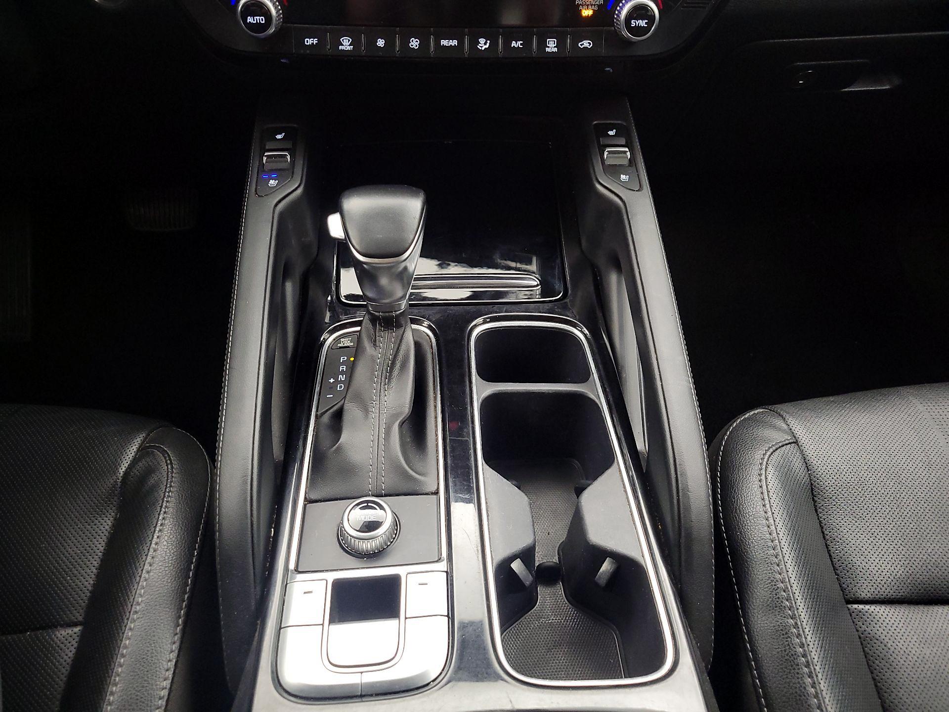Thumbnail: 2022 Kia Telluride - 18