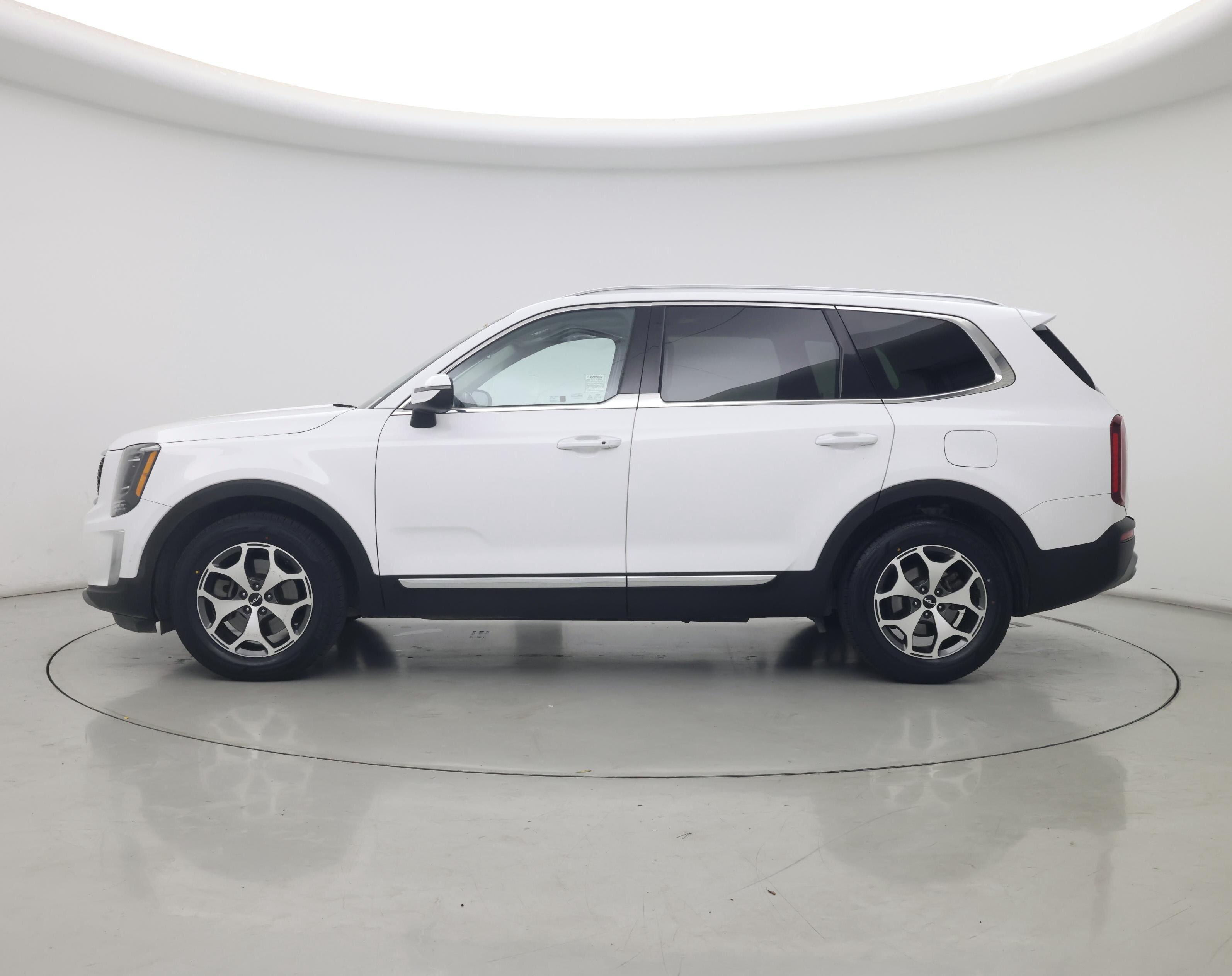 Thumbnail: 2022 Kia Telluride - 3