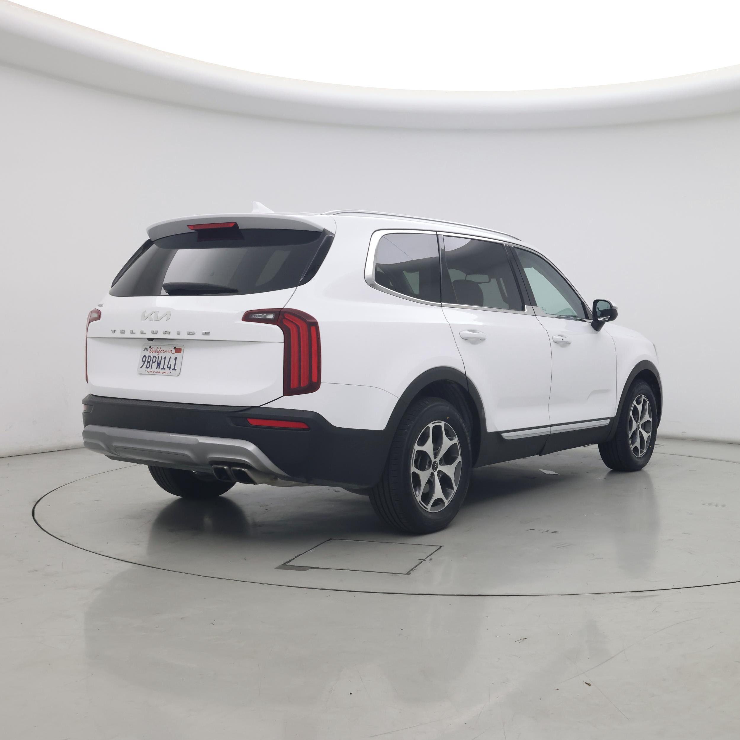 Thumbnail: 2022 Kia Telluride - 8