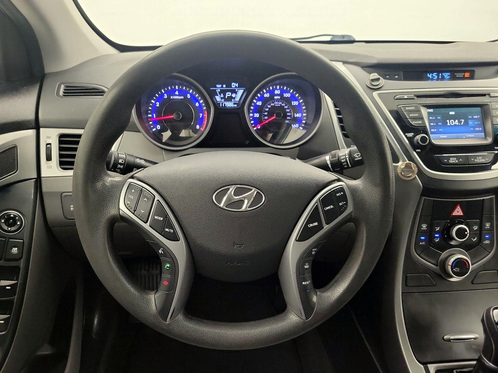 Thumbnail: 2015 Hyundai Elantra - 10