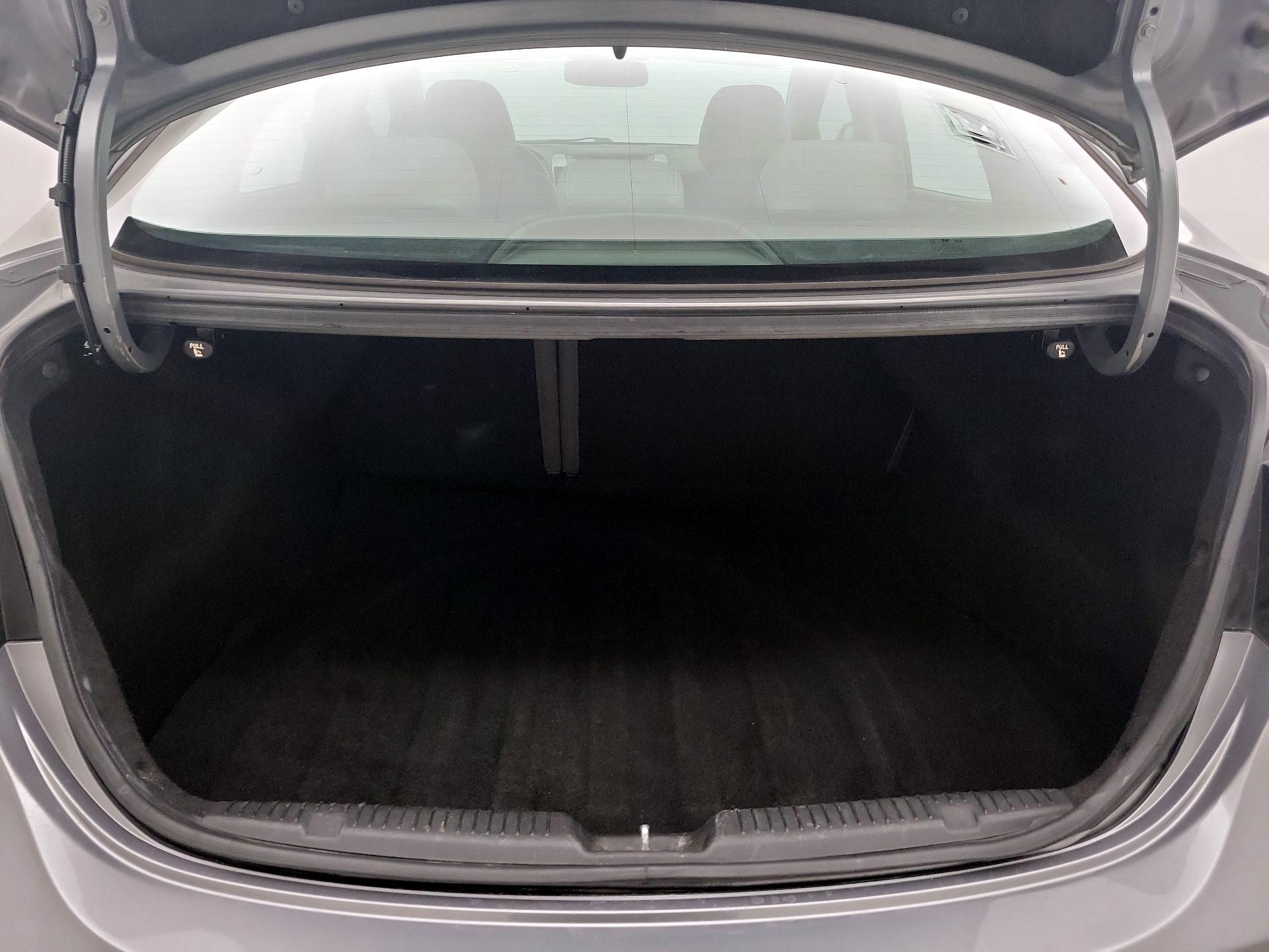 Thumbnail: 2015 Hyundai Elantra - 20