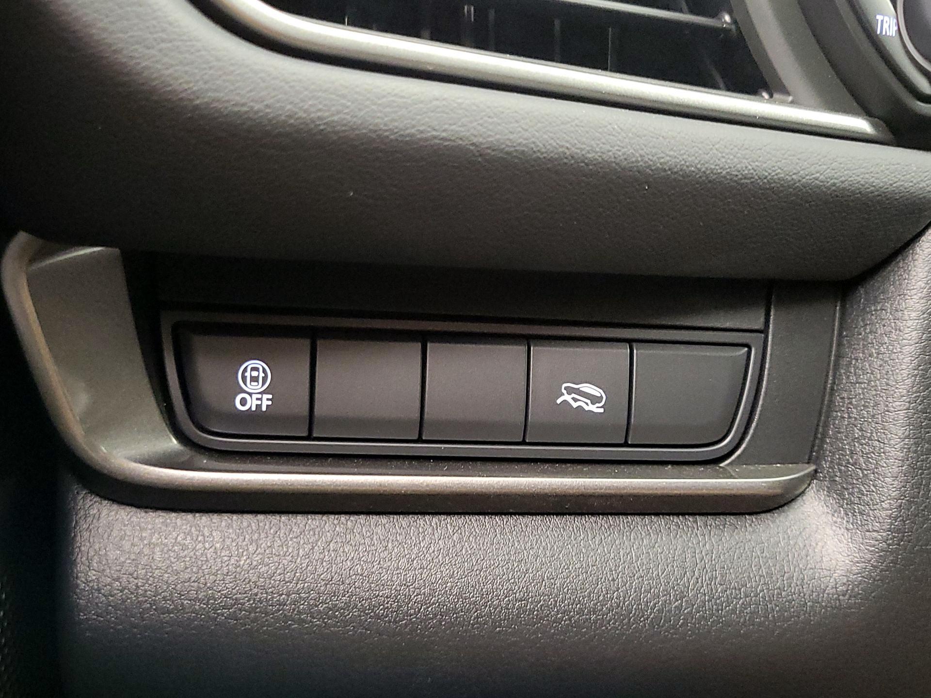 Thumbnail: 2023 Mazda CX-30 - 13