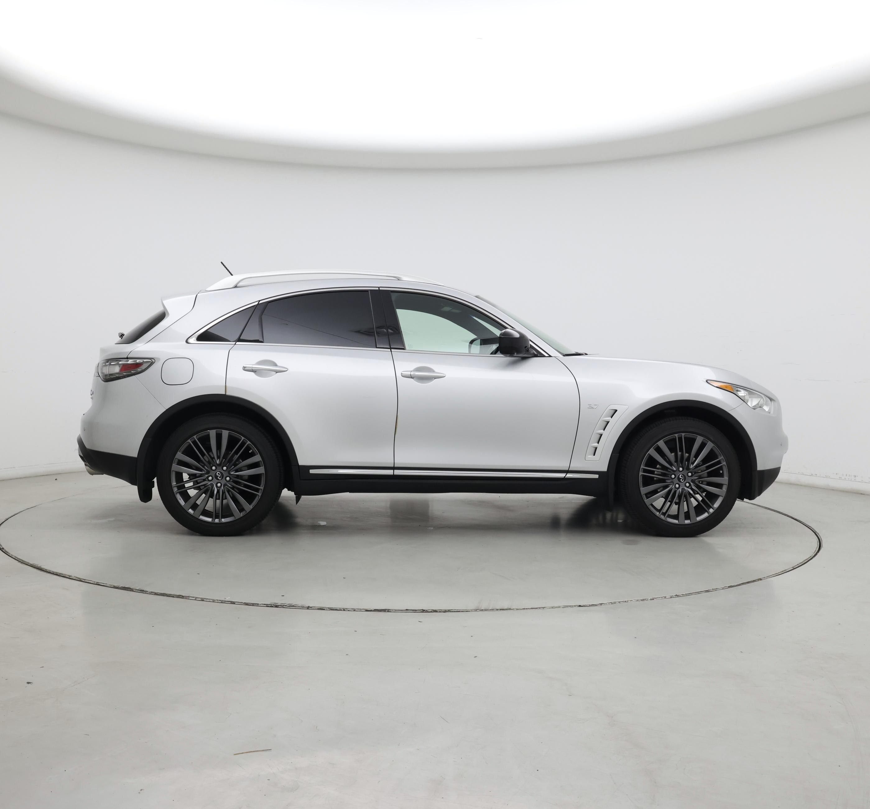 Thumbnail: 2017 INFINITI QX70 - 7