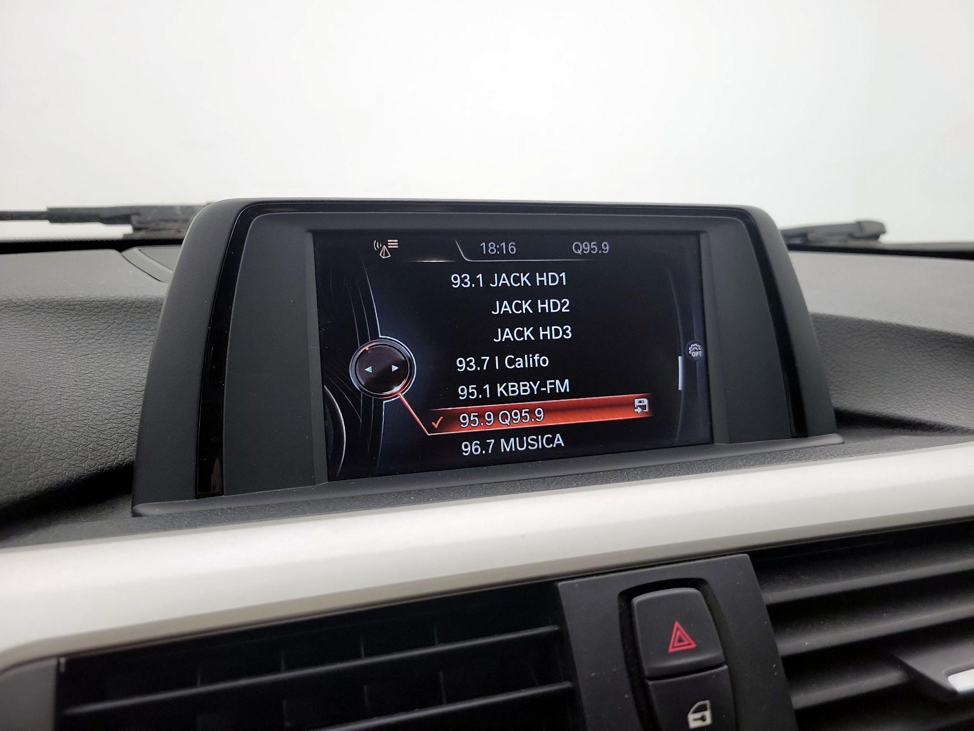 Thumbnail: 2015 BMW 3 Series - 14