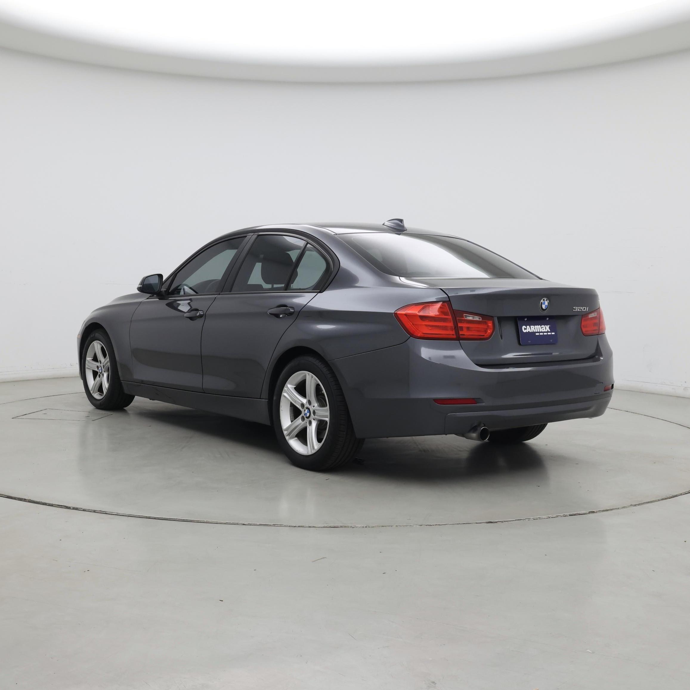 Thumbnail: 2015 BMW 3 Series - 2