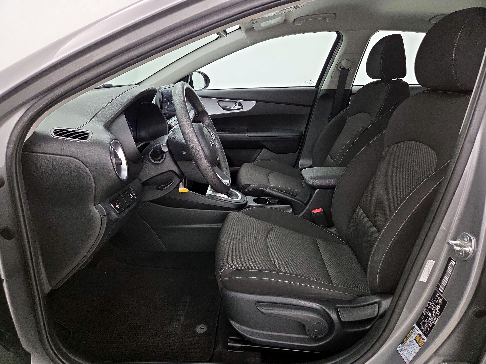 Thumbnail: 2024 Kia Forte - 11