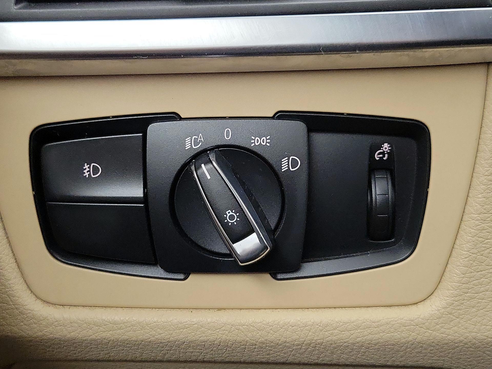 Thumbnail: 2016 BMW 3 Series - 13