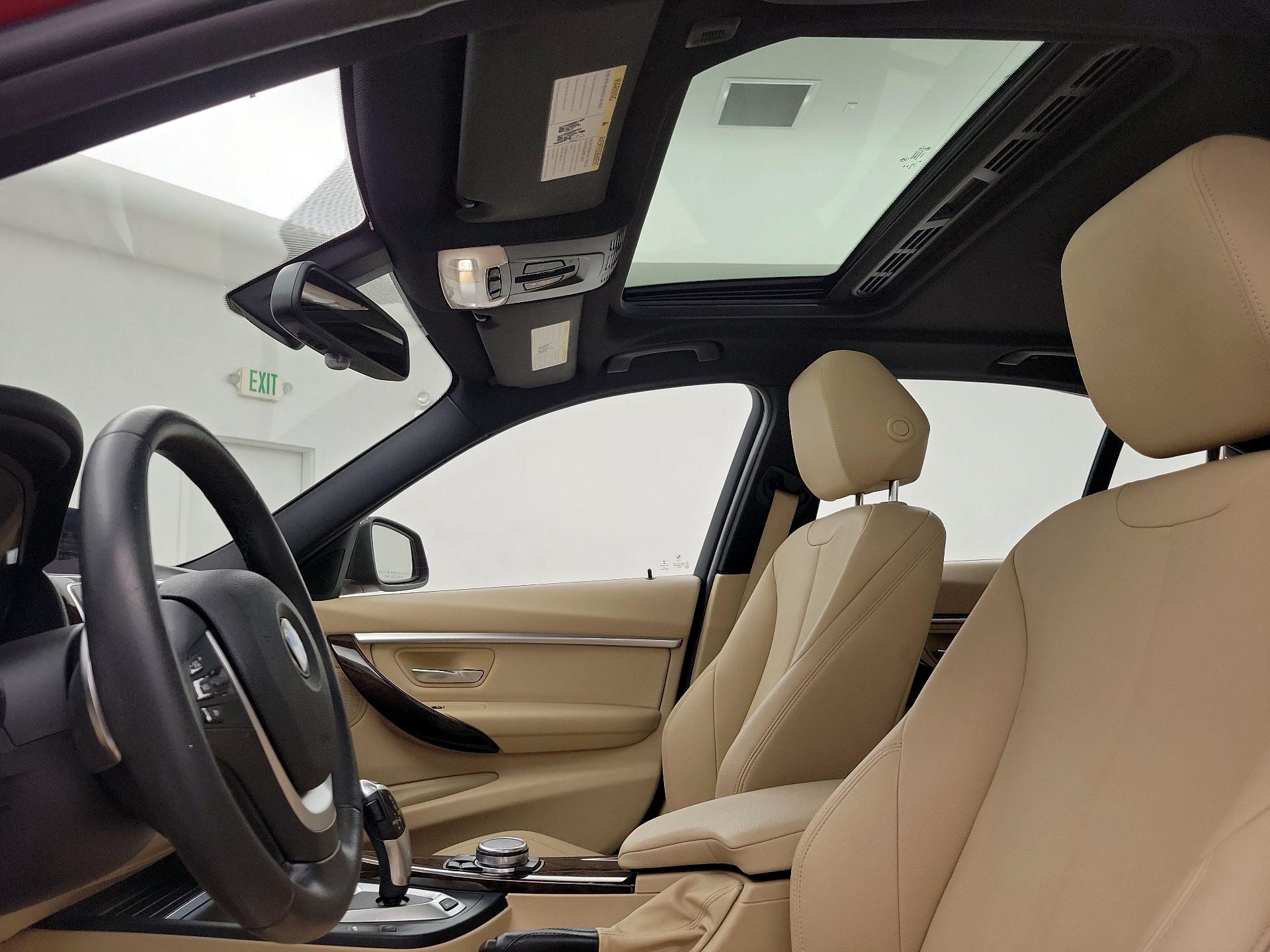 Thumbnail: 2016 BMW 3 Series - 19