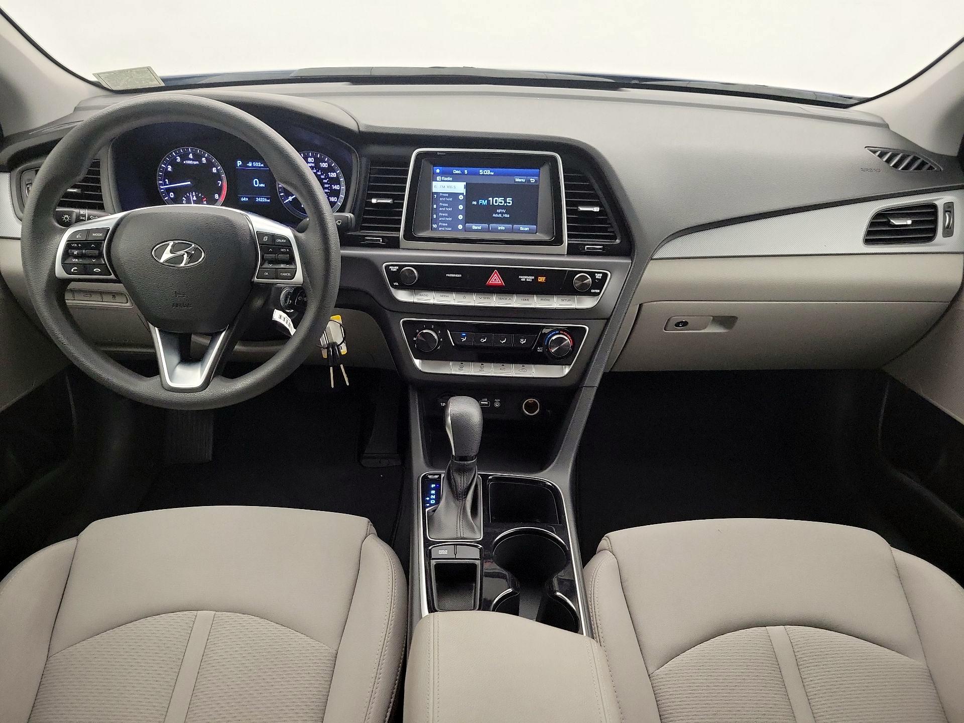 Thumbnail: 2019 Hyundai Sonata - 9