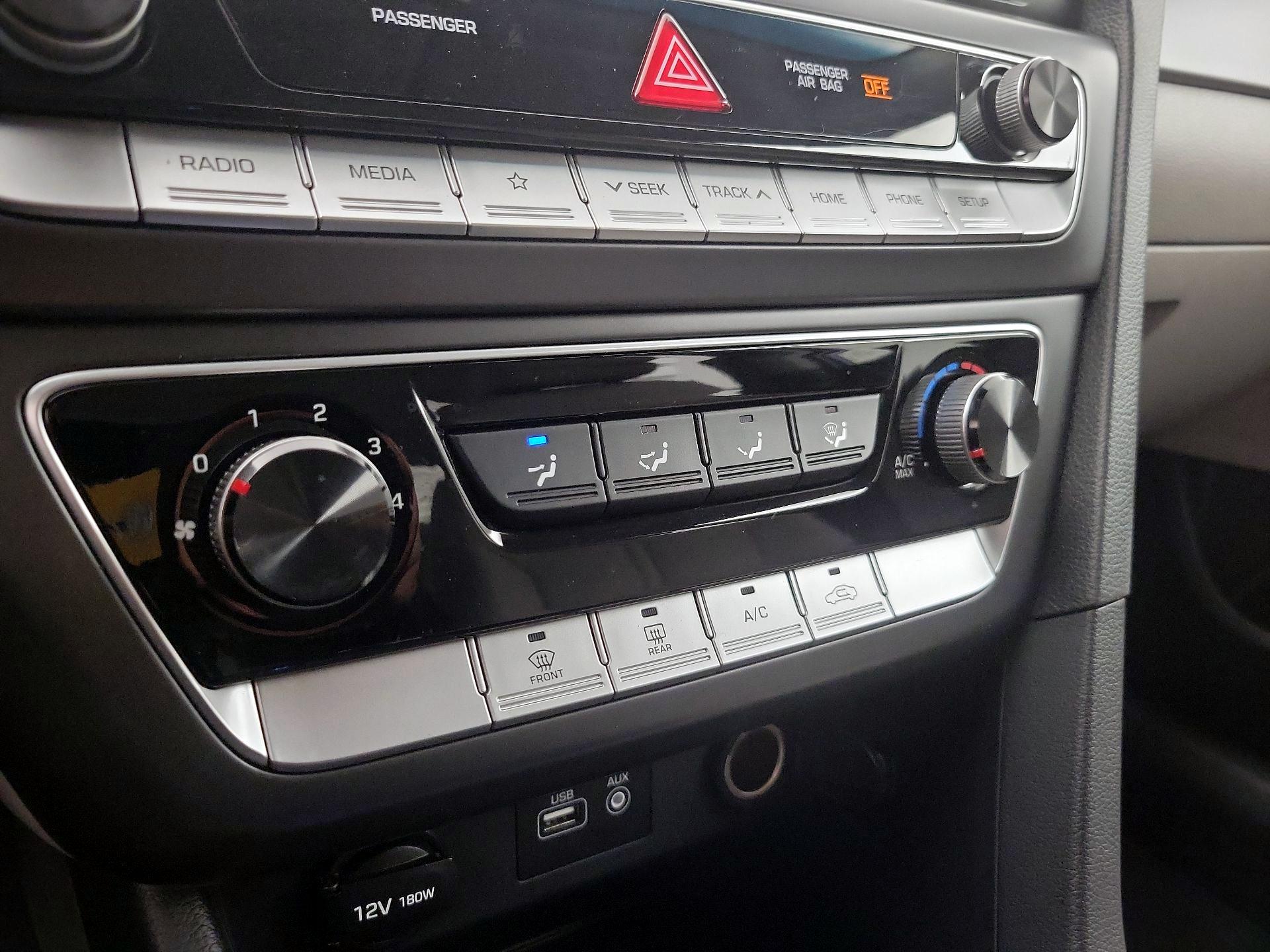 Thumbnail: 2019 Hyundai Sonata - 16