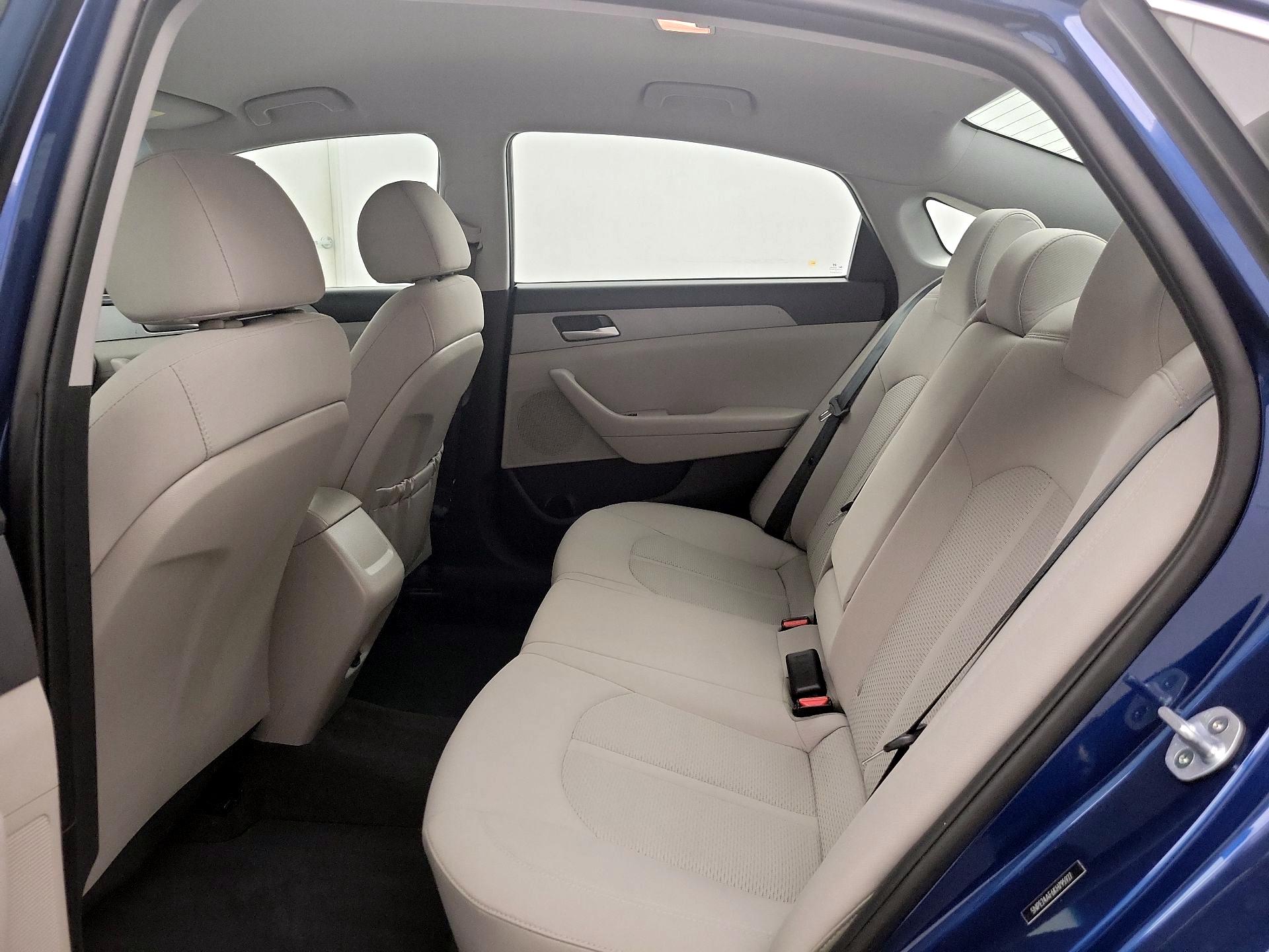 Thumbnail: 2019 Hyundai Sonata - 19