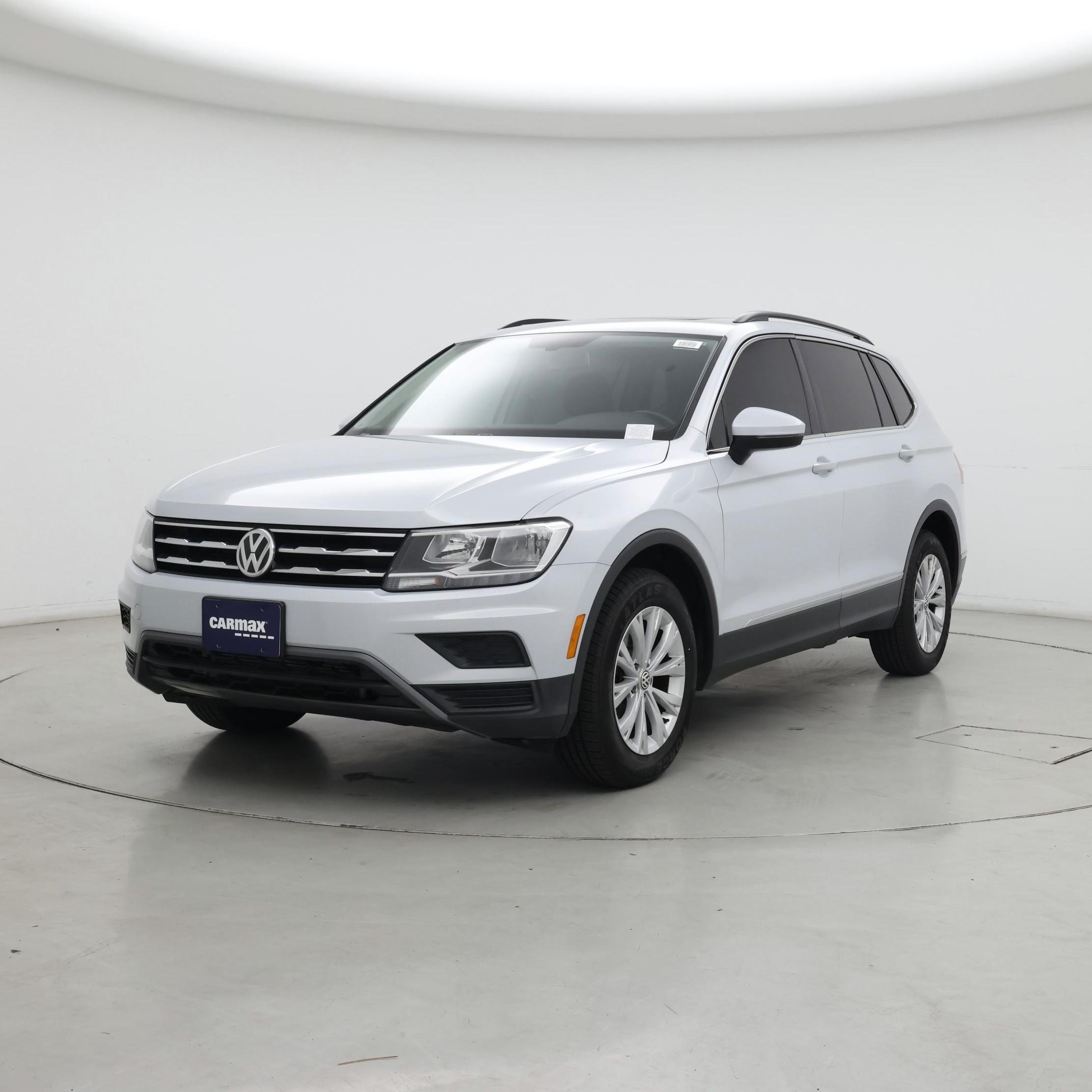 Thumbnail: 2018 Volkswagen Tiguan - 4