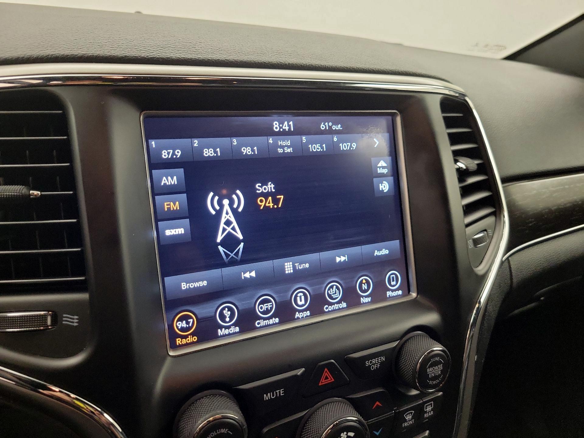 Thumbnail: 2018 Jeep Grand Cherokee - 16