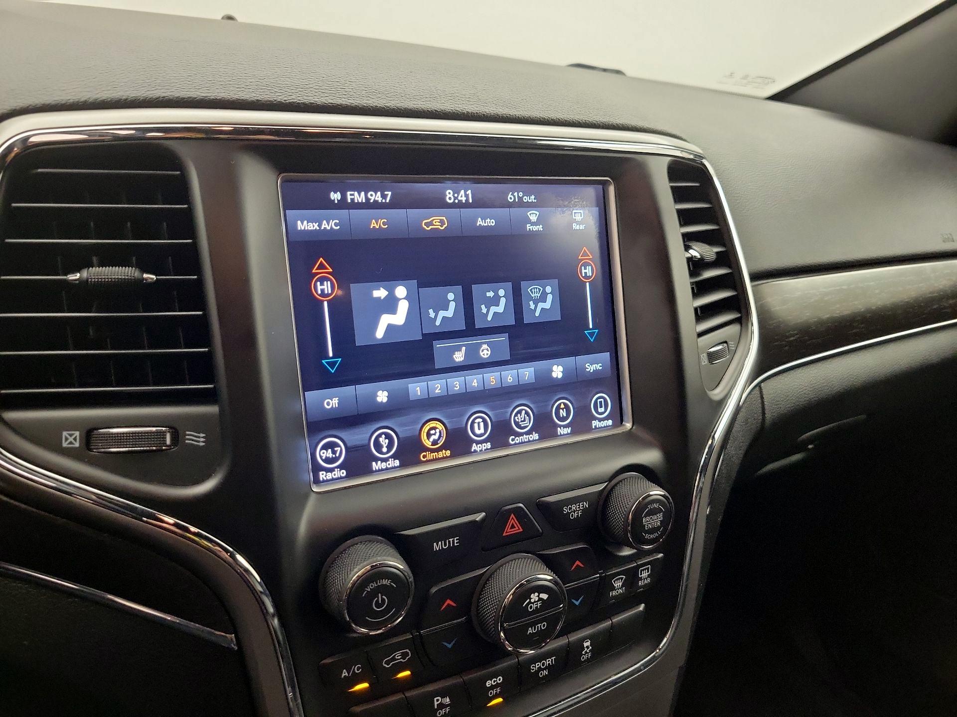 Thumbnail: 2018 Jeep Grand Cherokee - 17