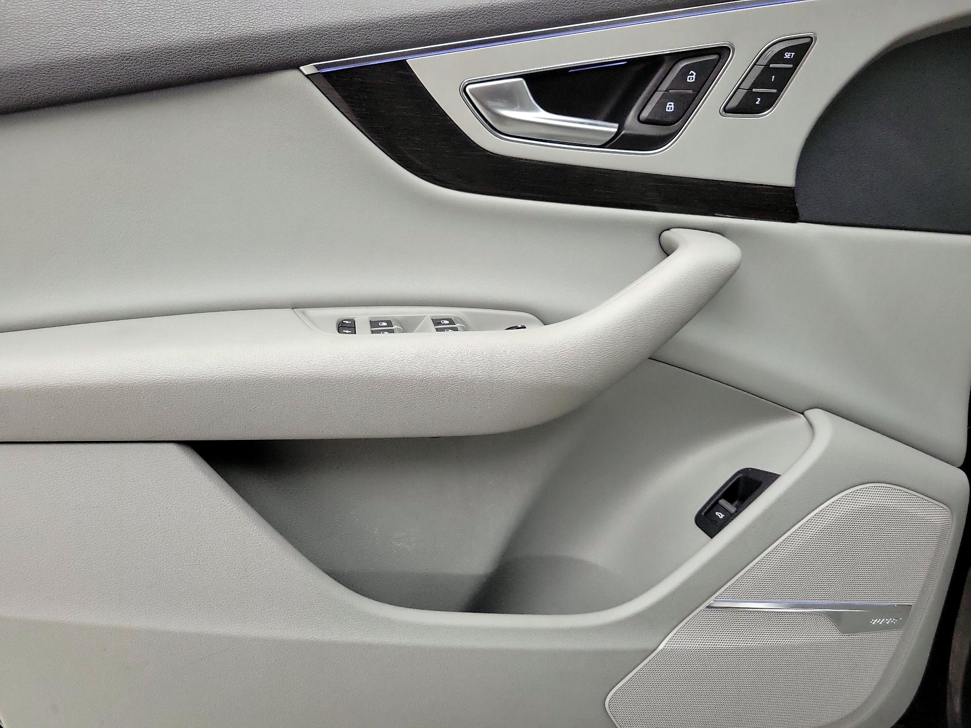 Thumbnail: 2018 Audi Q7 - 12