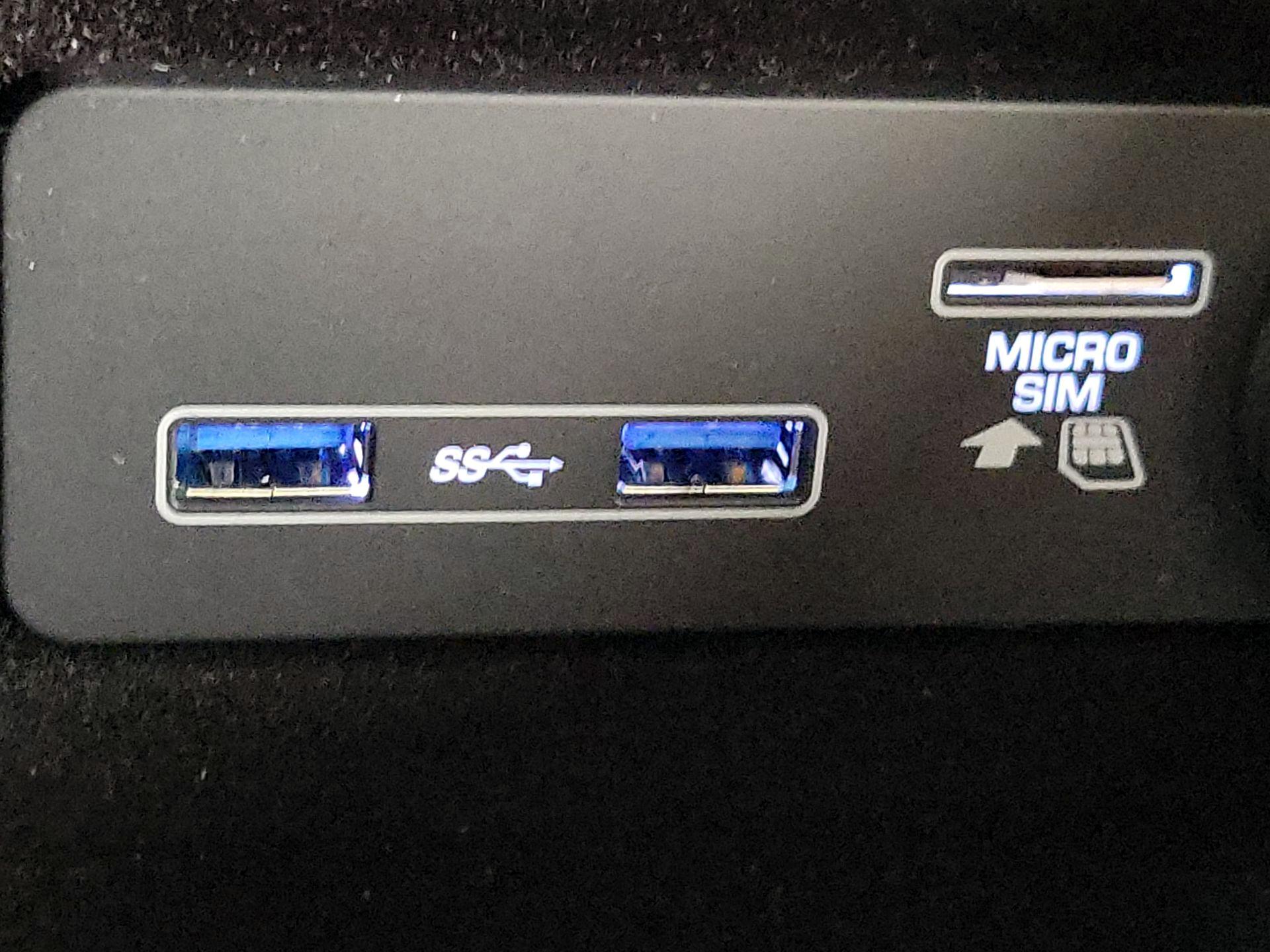 Thumbnail: 2019 Jaguar XJ - 19