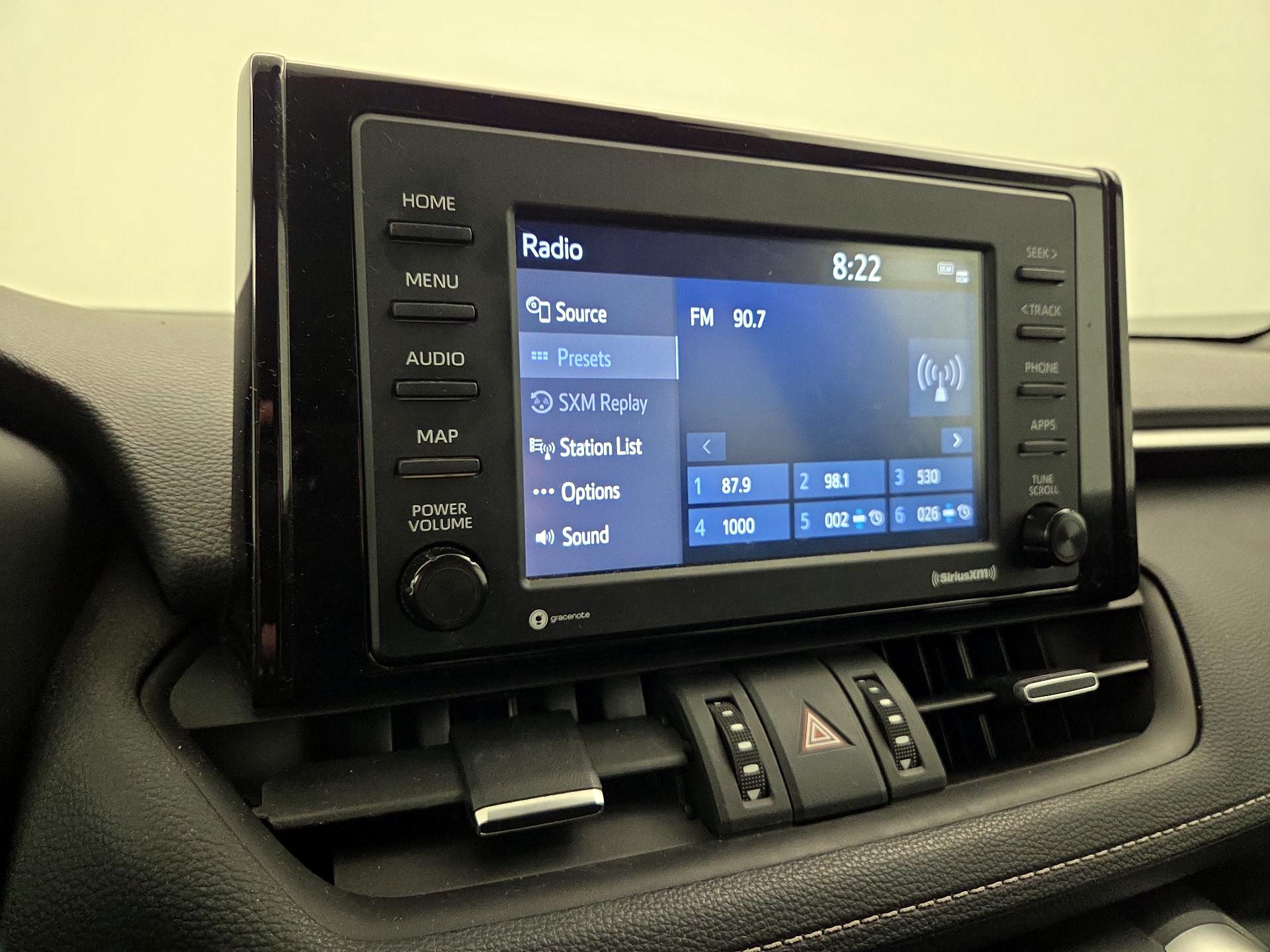 Thumbnail: 2021 Toyota RAV4 - 15