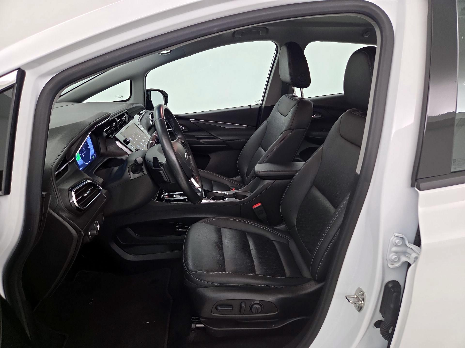 Thumbnail: 2023 Chevrolet Bolt EV - 11