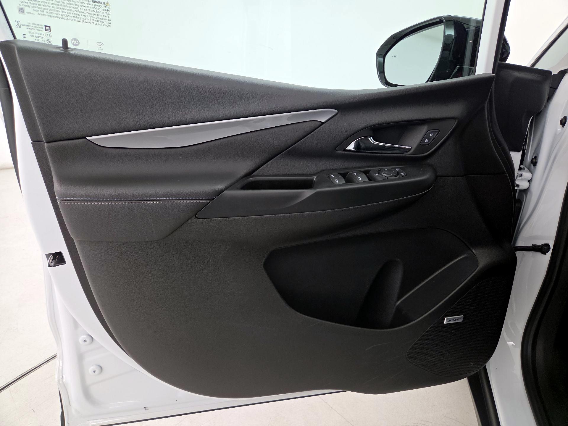 Thumbnail: 2023 Chevrolet Bolt EV - 12