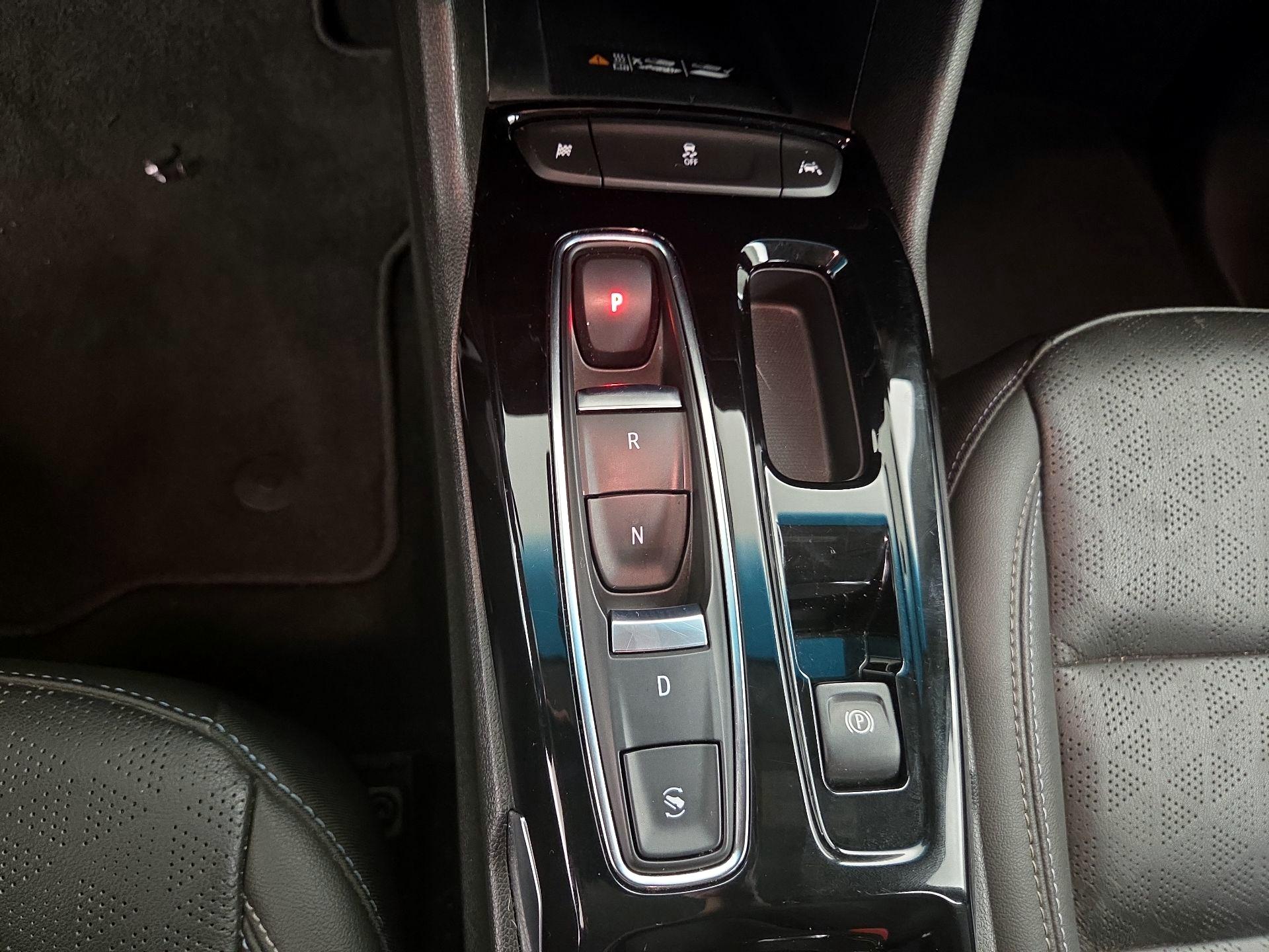 Thumbnail: 2023 Chevrolet Bolt EV - 17