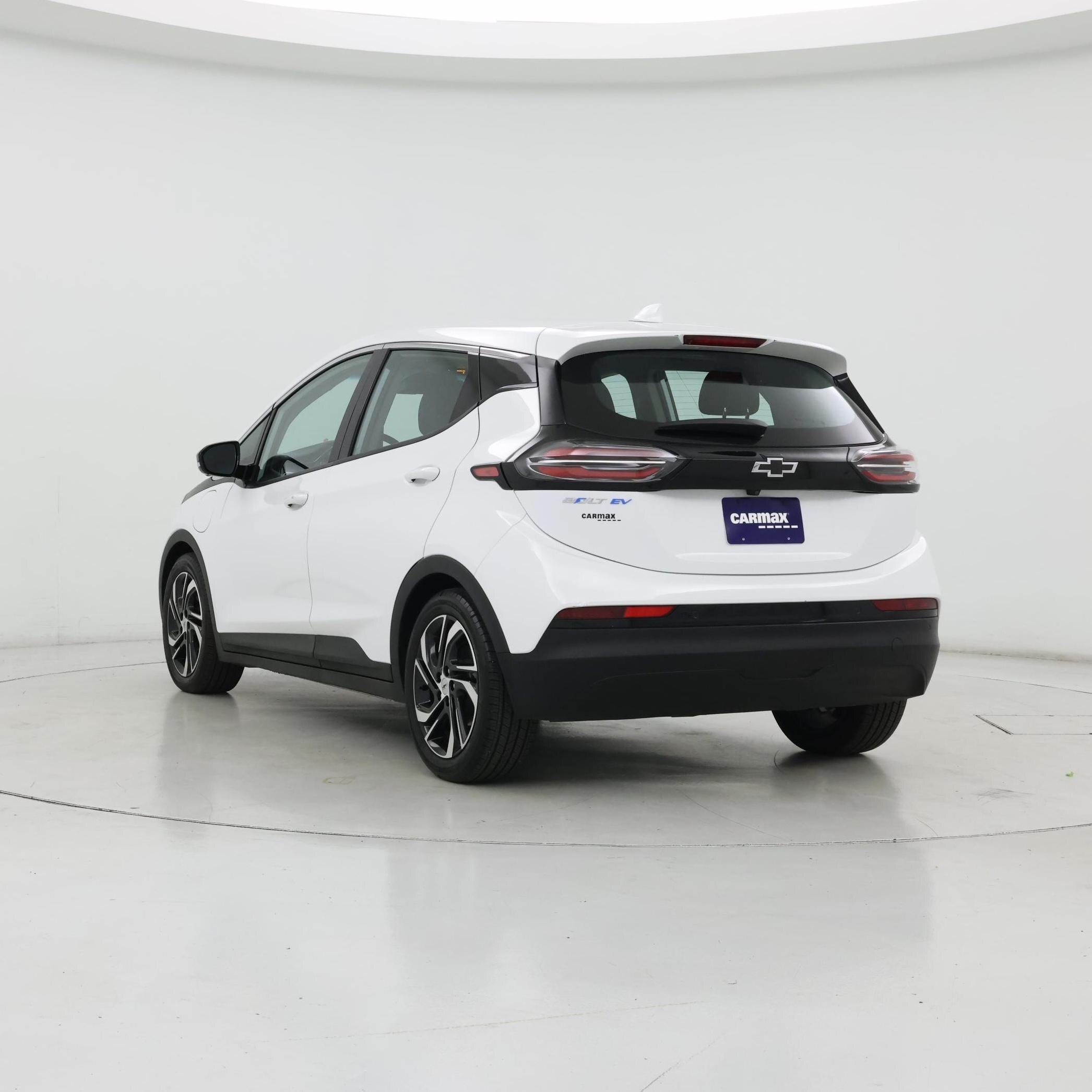 Thumbnail: 2023 Chevrolet Bolt EV - 2