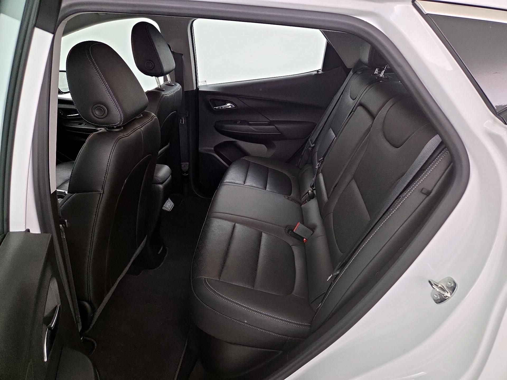 Thumbnail: 2023 Chevrolet Bolt EV - 19