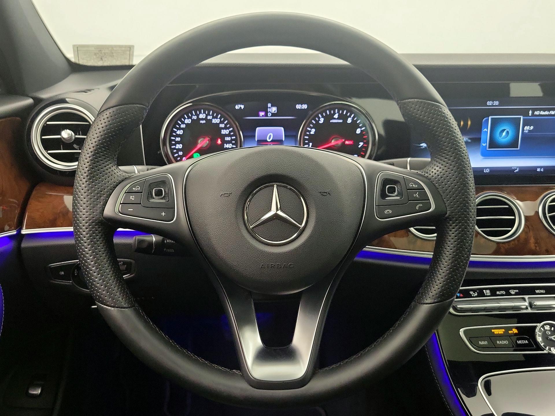 Thumbnail: 2017 Mercedes-Benz E-Class - 10