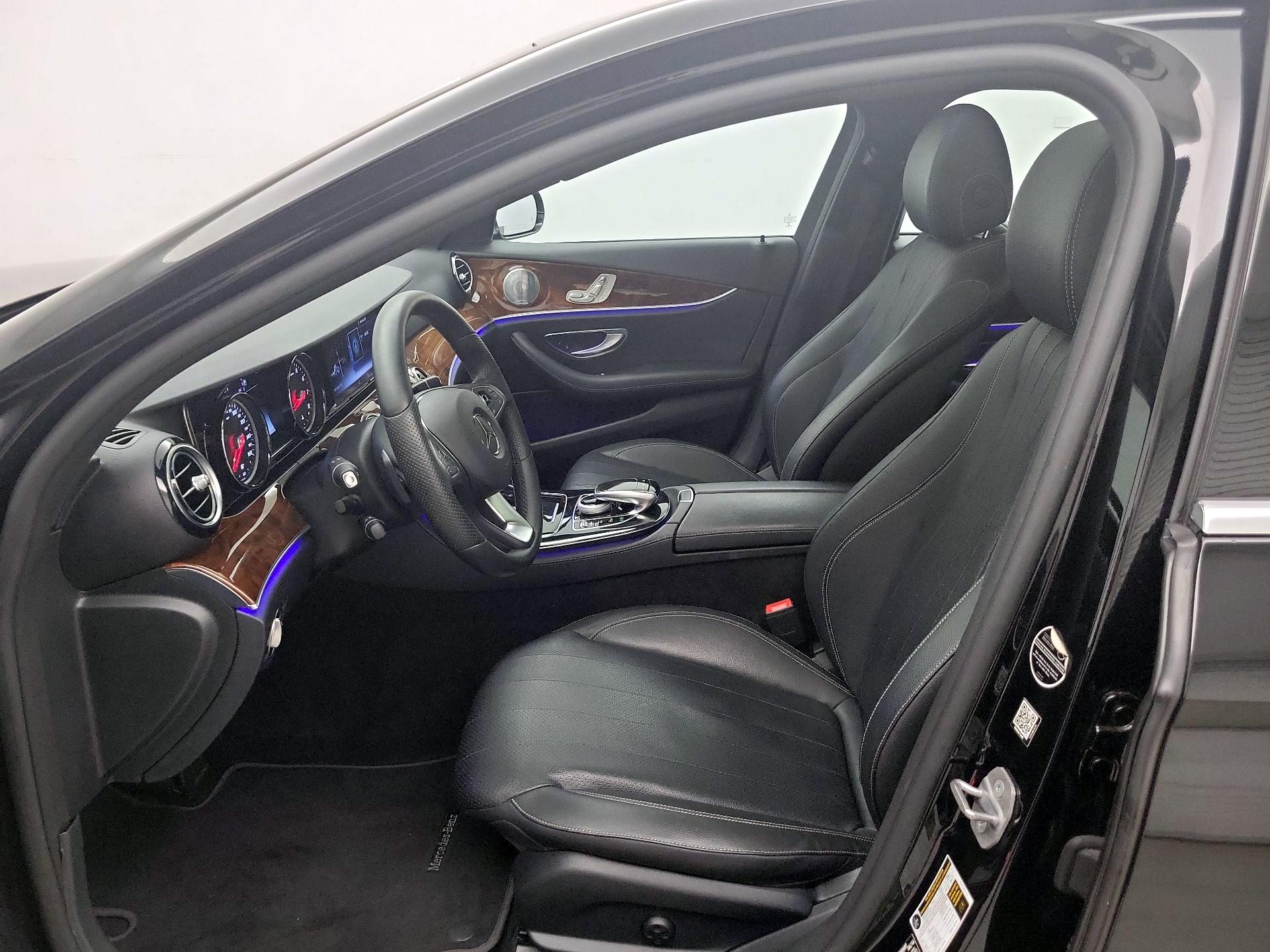 Thumbnail: 2017 Mercedes-Benz E-Class - 11