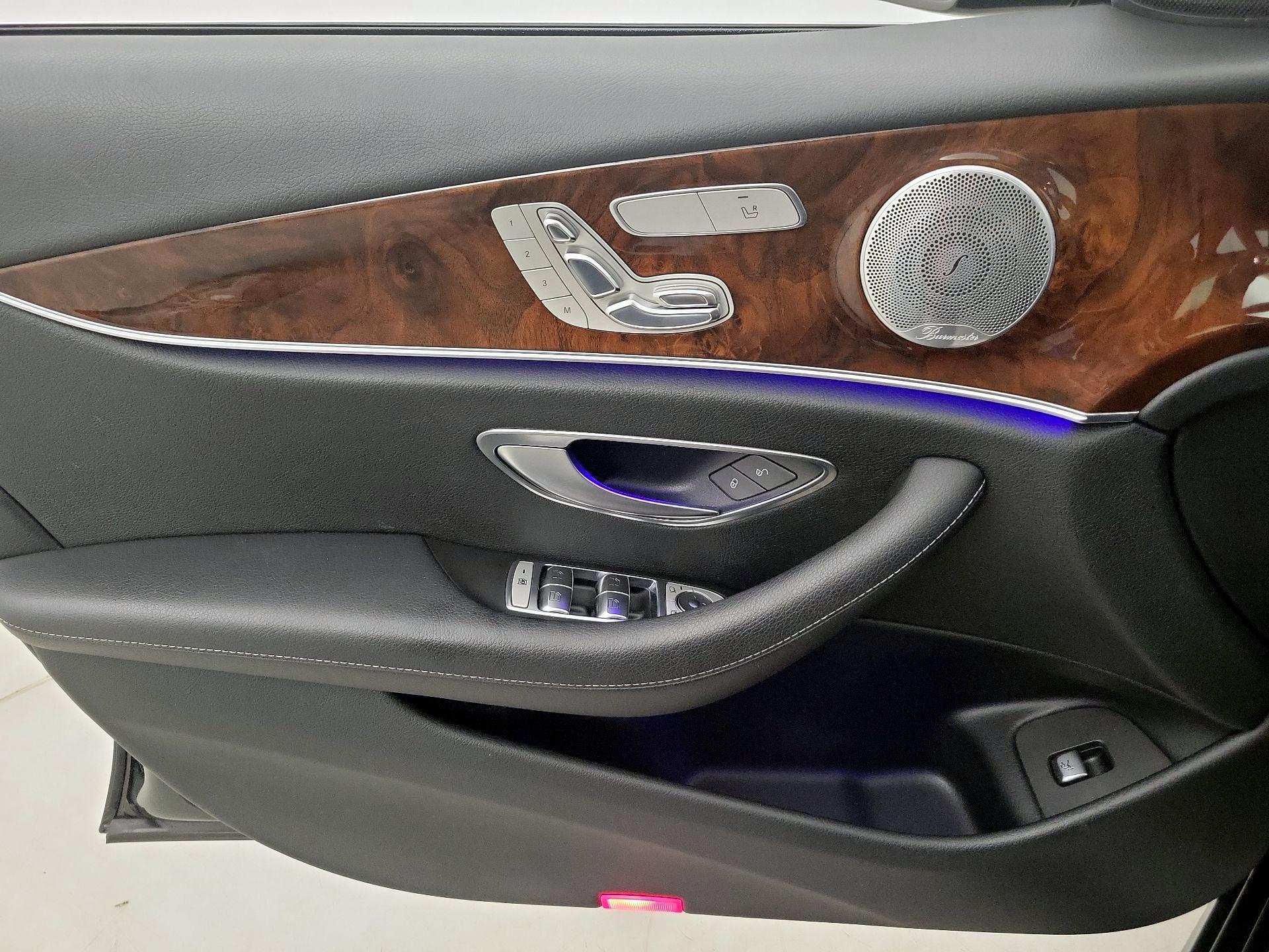 Thumbnail: 2017 Mercedes-Benz E-Class - 12