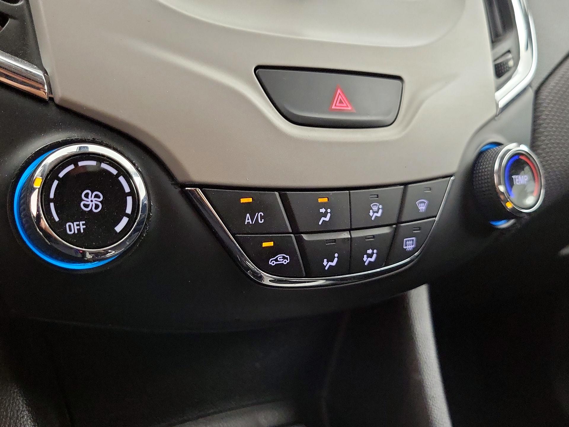 Thumbnail: 2017 Chevrolet Cruze - 16