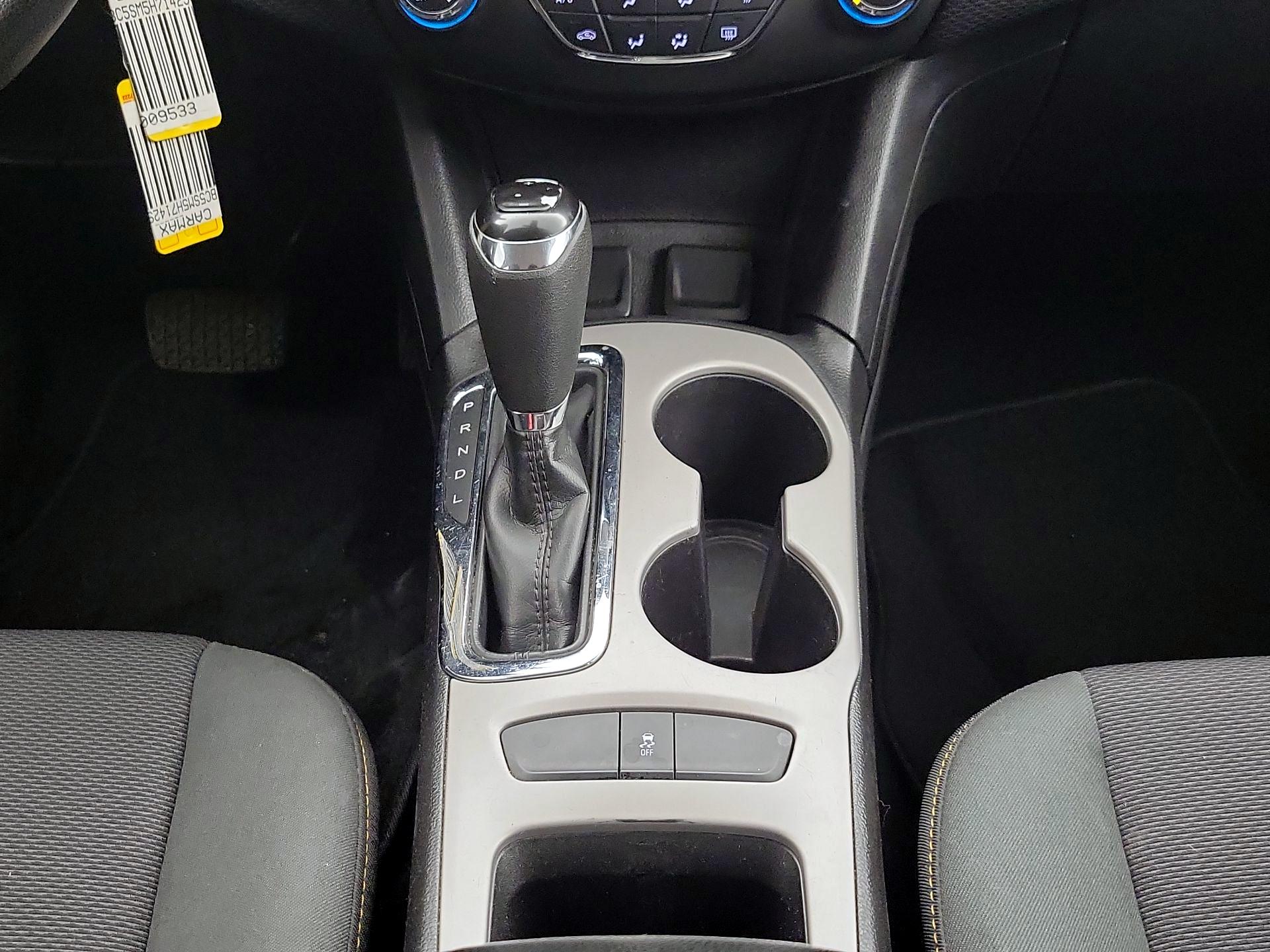 Thumbnail: 2017 Chevrolet Cruze - 17