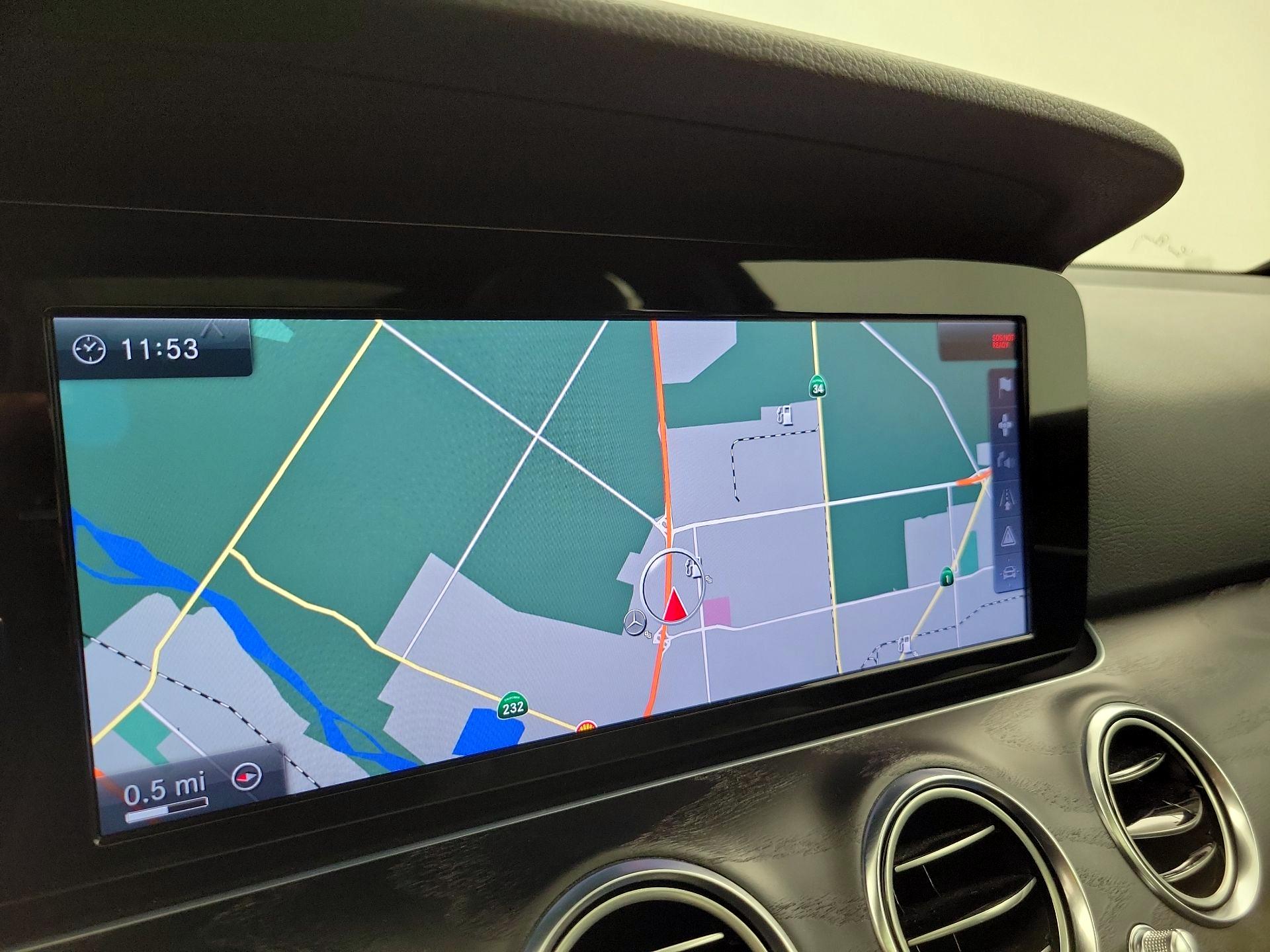 Thumbnail: 2017 Mercedes-Benz E-Class - 14