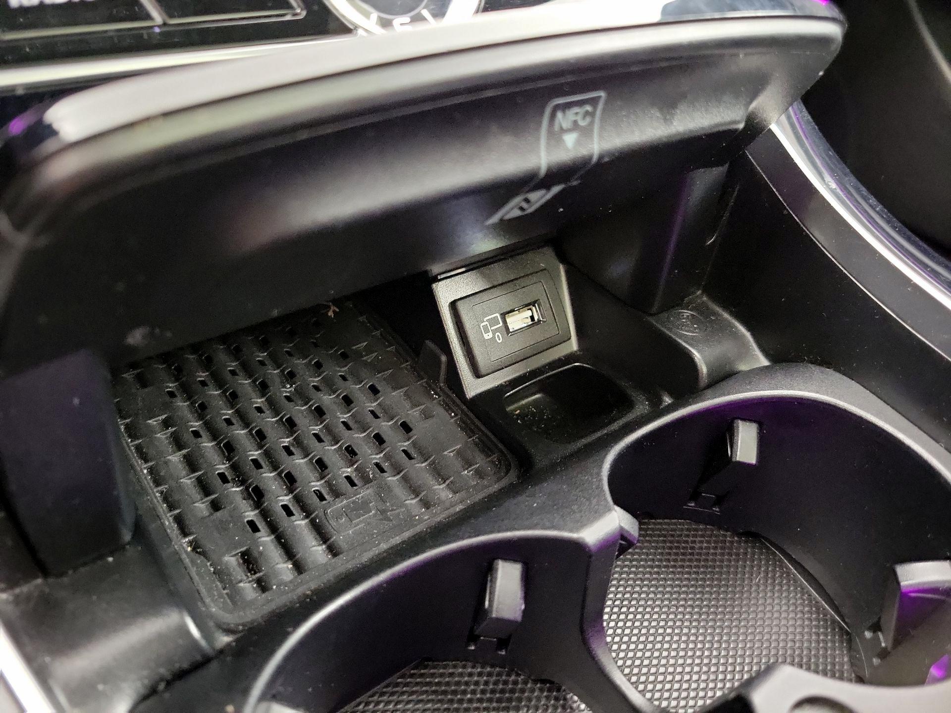 Thumbnail: 2017 Mercedes-Benz E-Class - 19