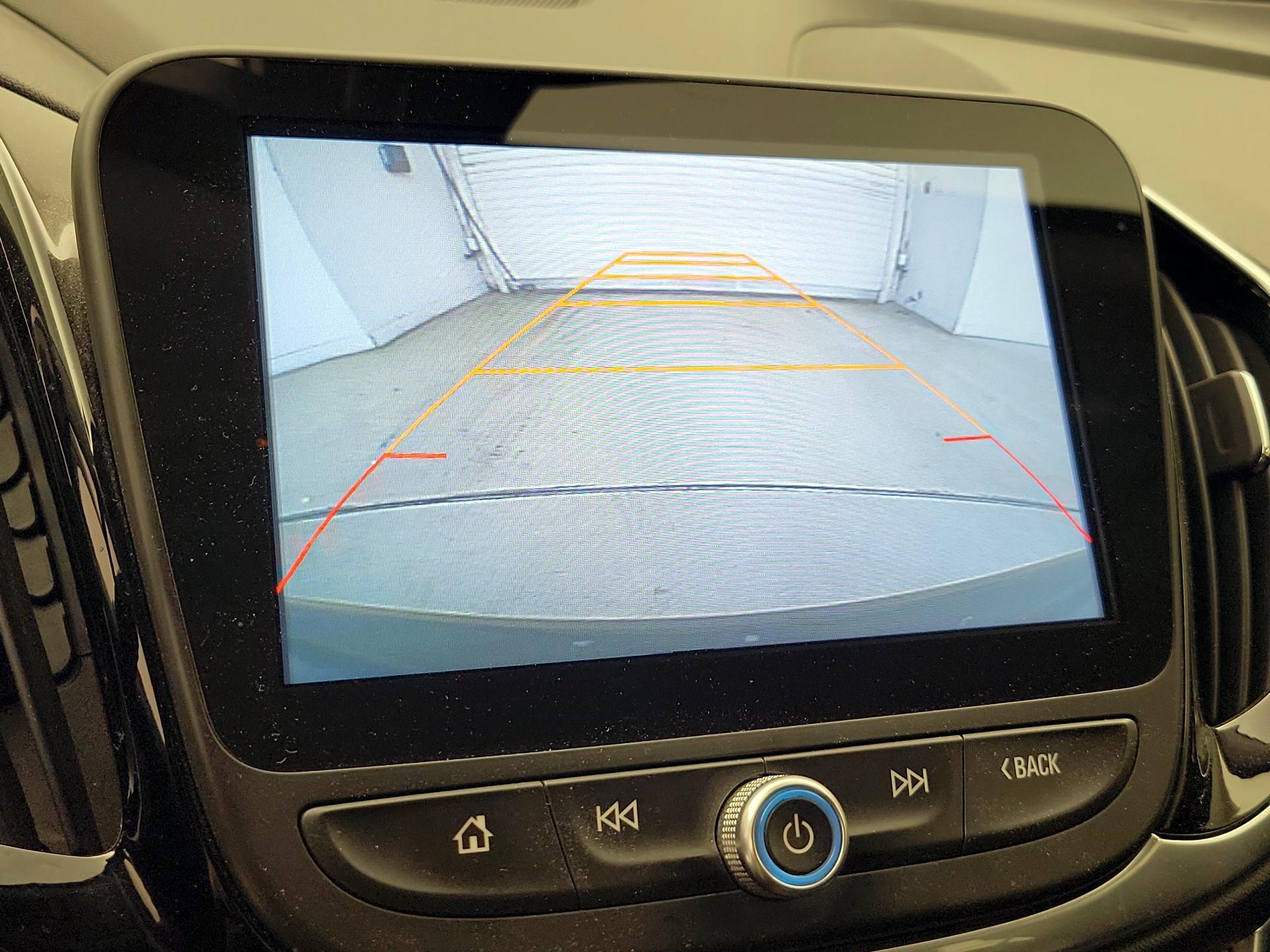 Thumbnail: 2017 Chevrolet Volt - 15