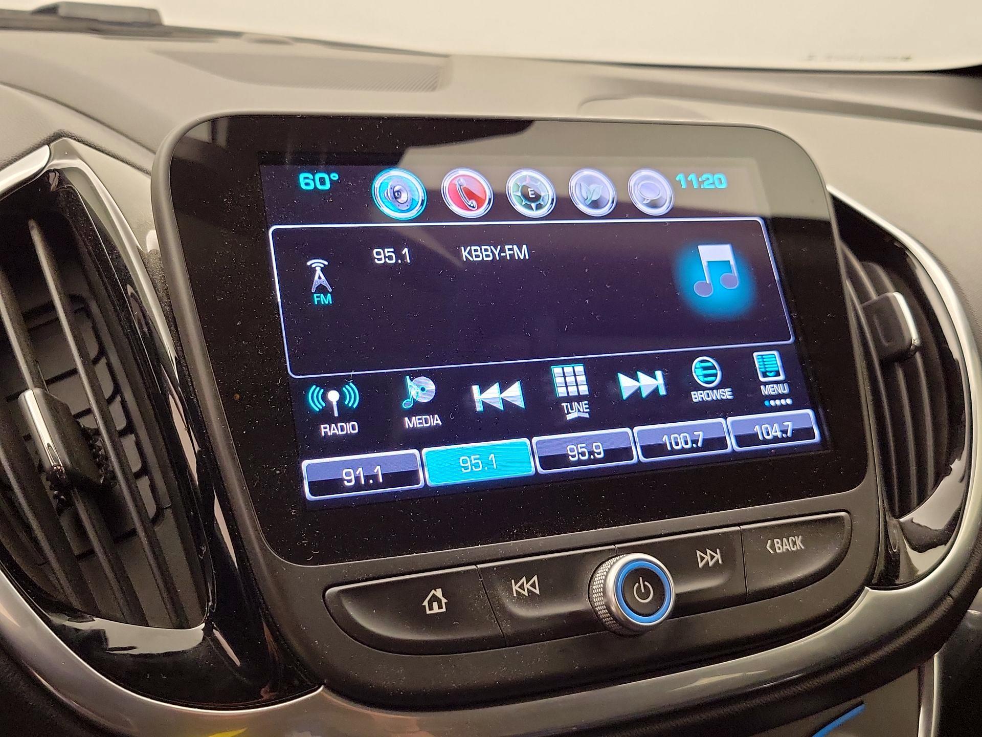 Thumbnail: 2017 Chevrolet Volt - 16