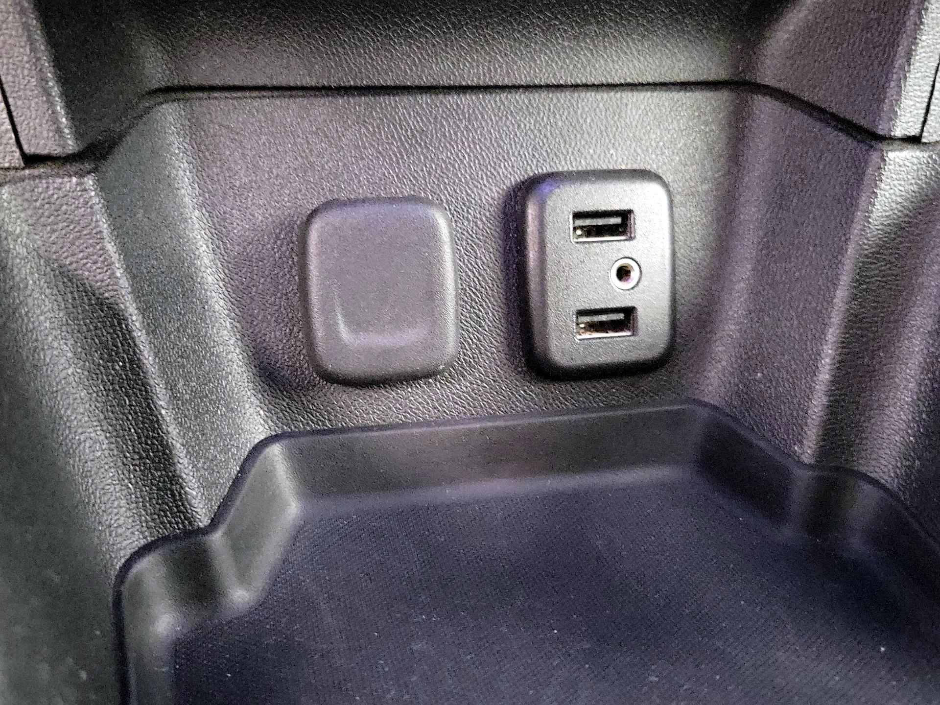 Thumbnail: 2017 Chevrolet Volt - 19