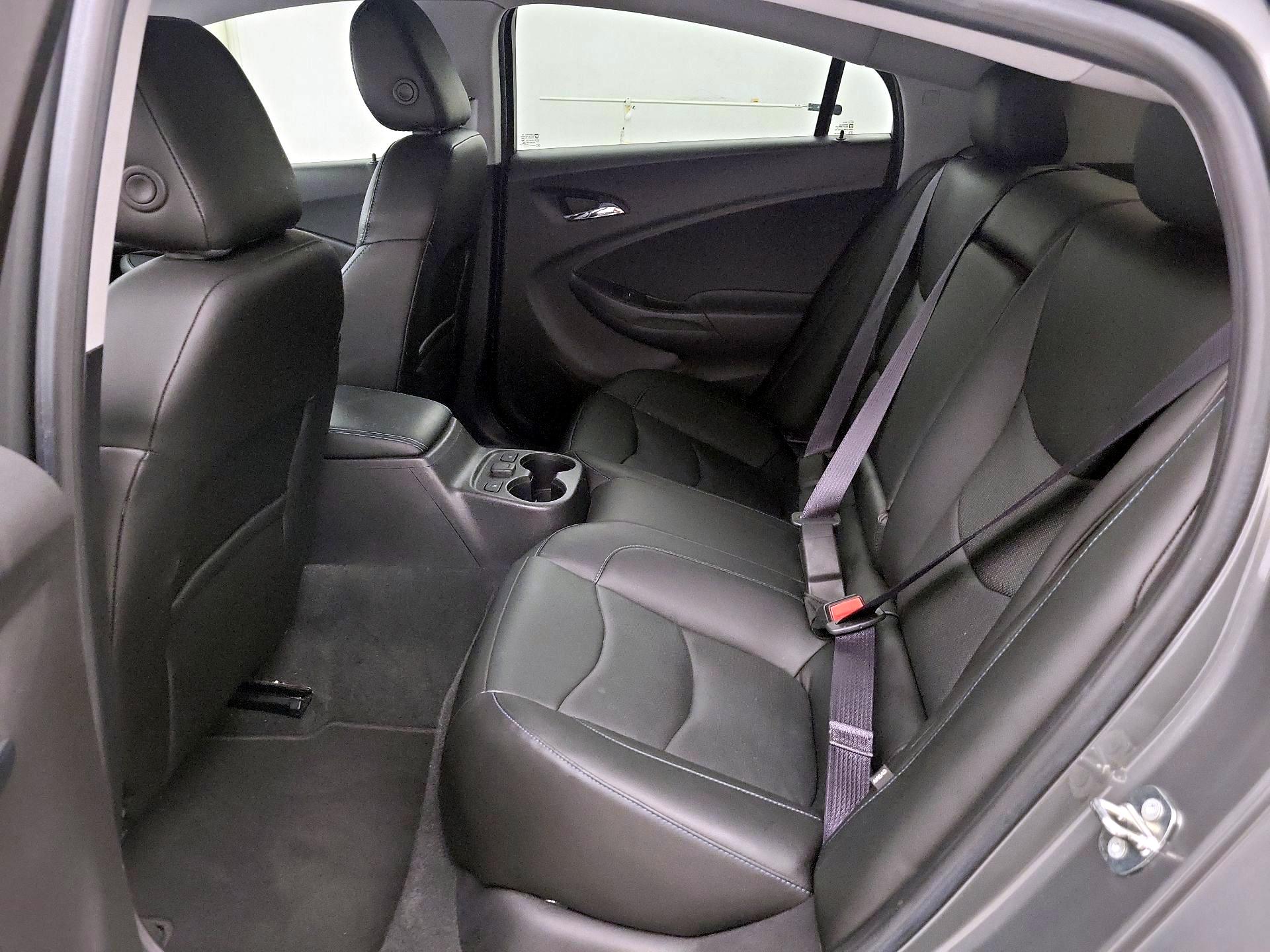 Thumbnail: 2017 Chevrolet Volt - 20