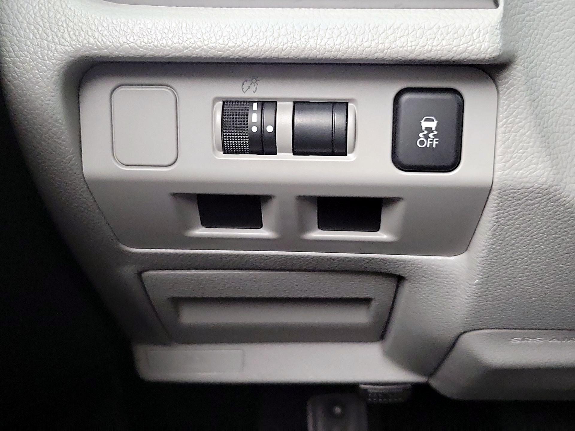 Thumbnail: 2016 Subaru Forester - 13