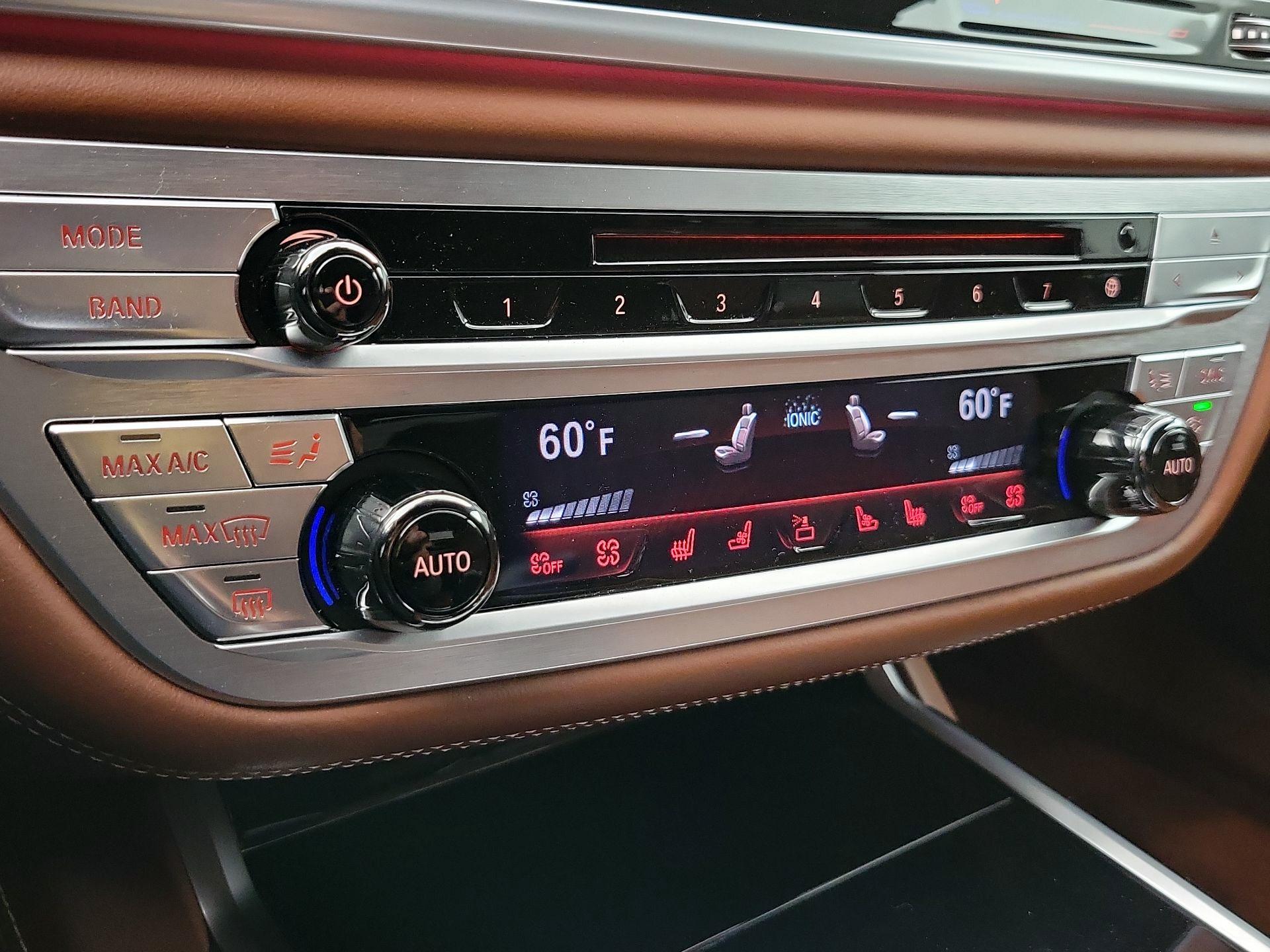 Thumbnail: 2019 BMW 7 Series - 17