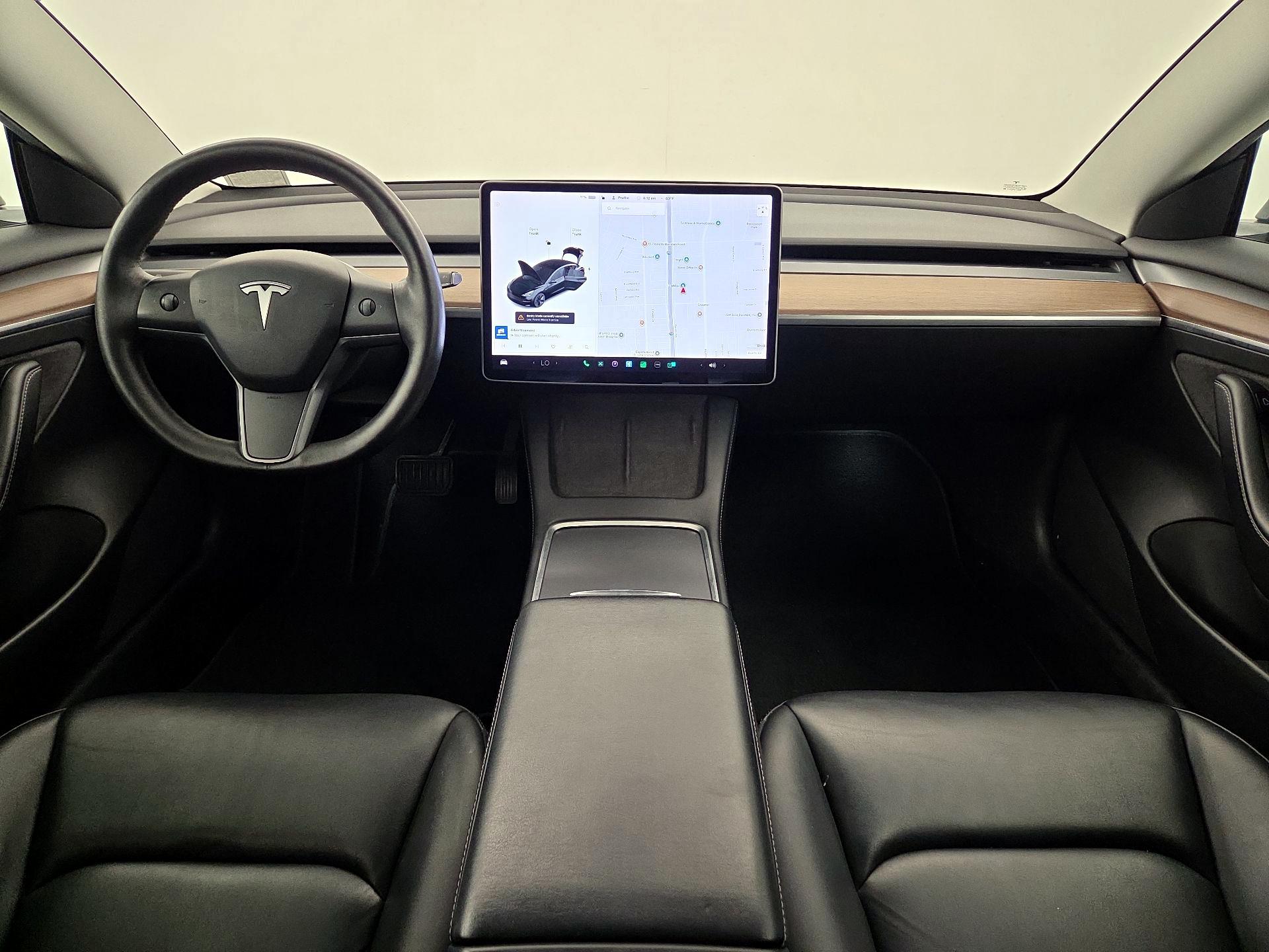 Thumbnail: 2022 Tesla Model 3 - 9