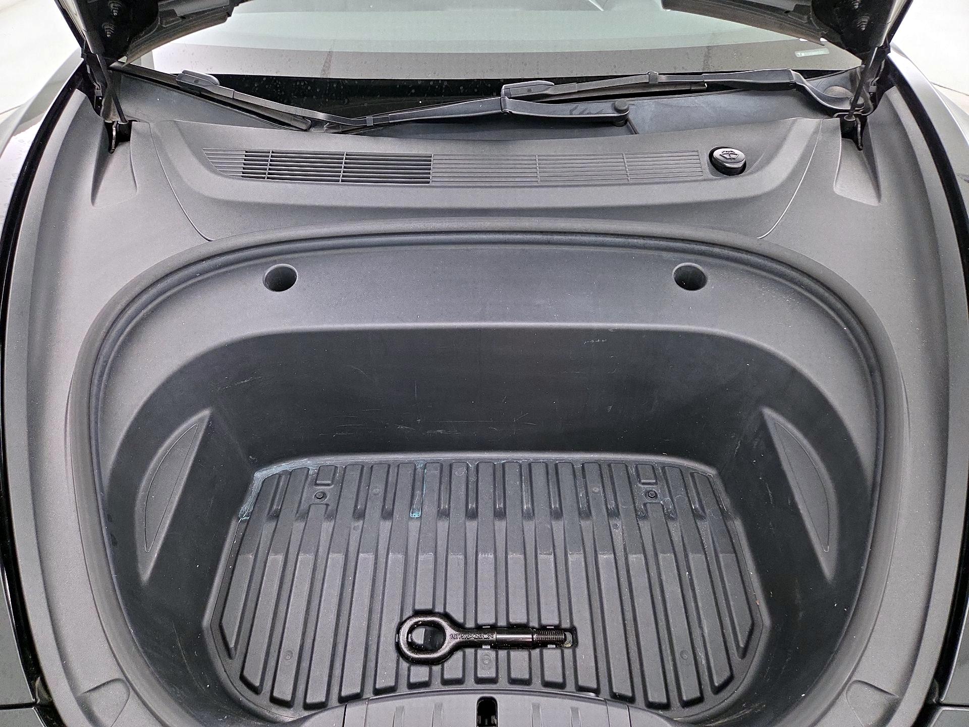 Thumbnail: 2022 Tesla Model 3 - 20