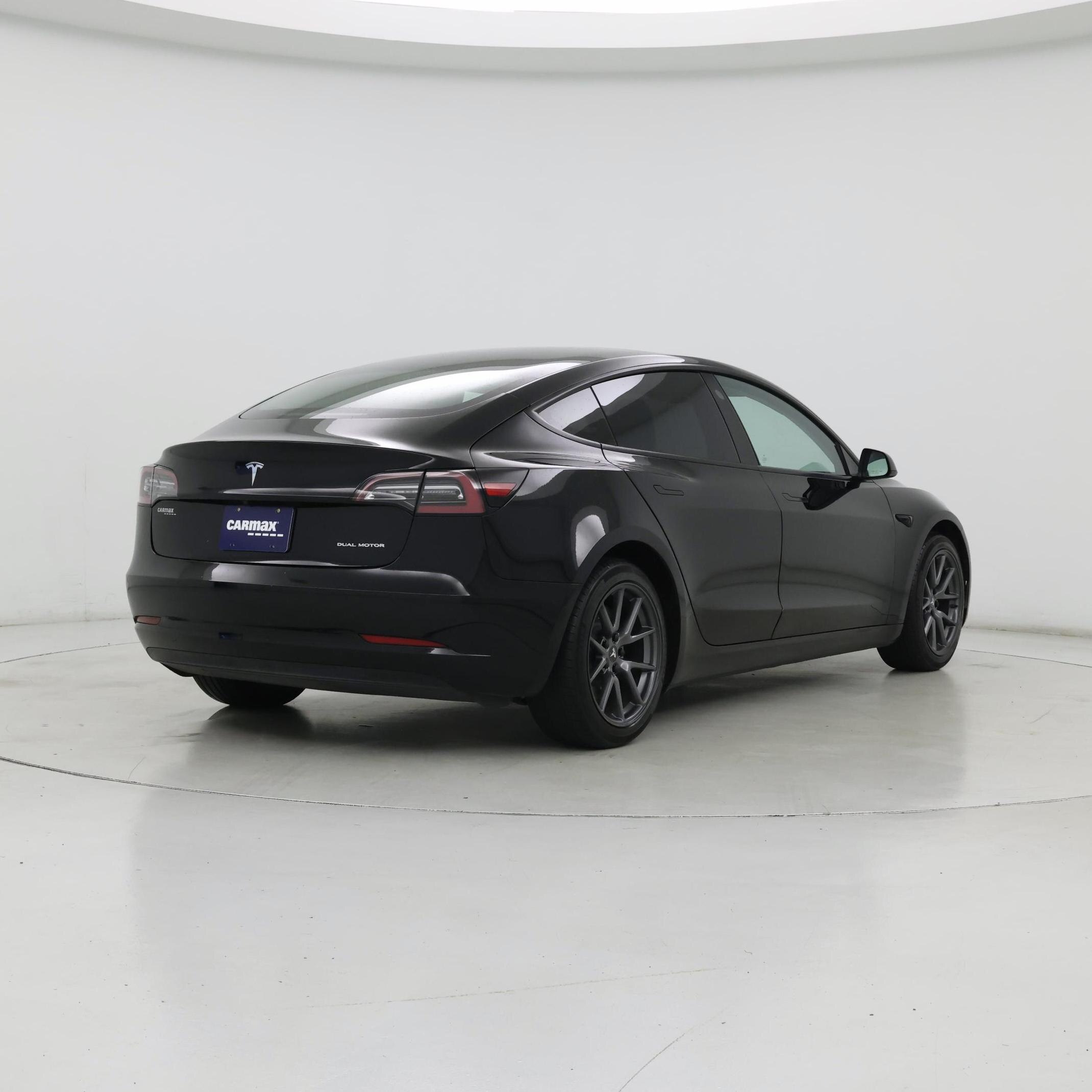 Thumbnail: 2022 Tesla Model 3 - 8